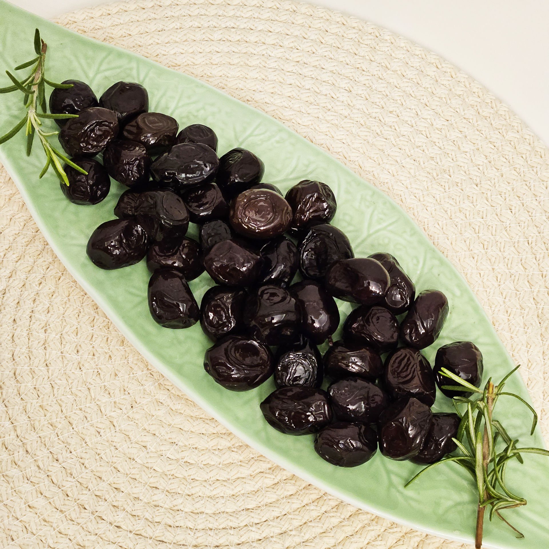 Süper Yağlı Siyah Zeytin - 2 Kg