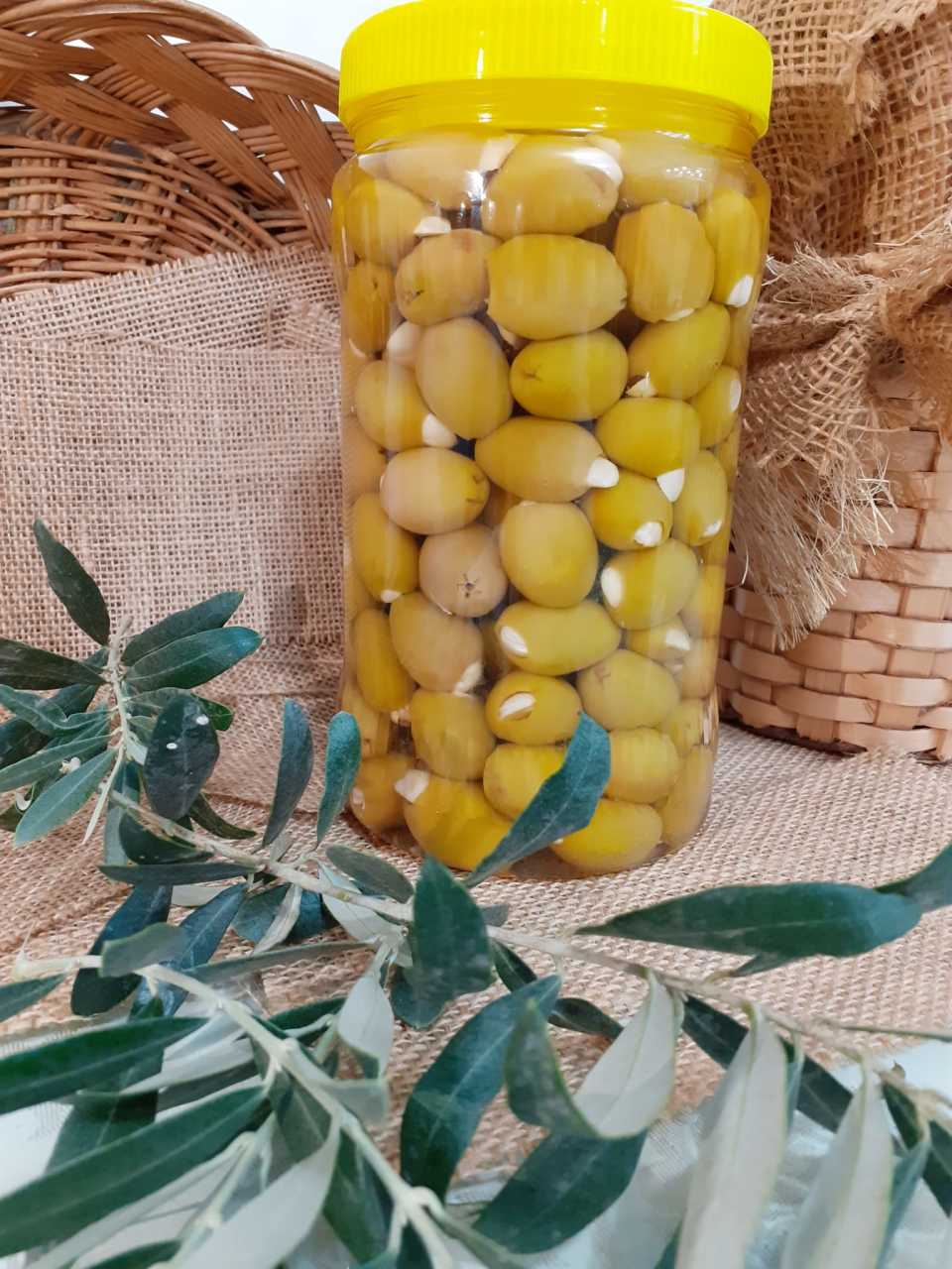 Bademli Yeşil Zeytin - 1 Kg