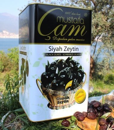 Mega Yağlı Siyah Zeytin - 5 Kg