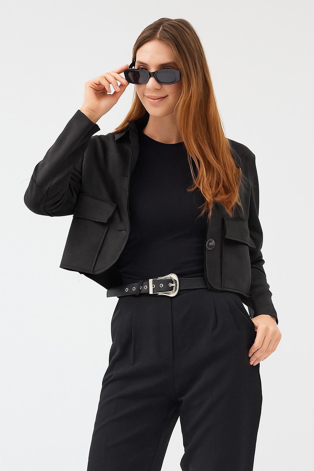 SÜET CEPLİ CROP SİYAH CEKET 