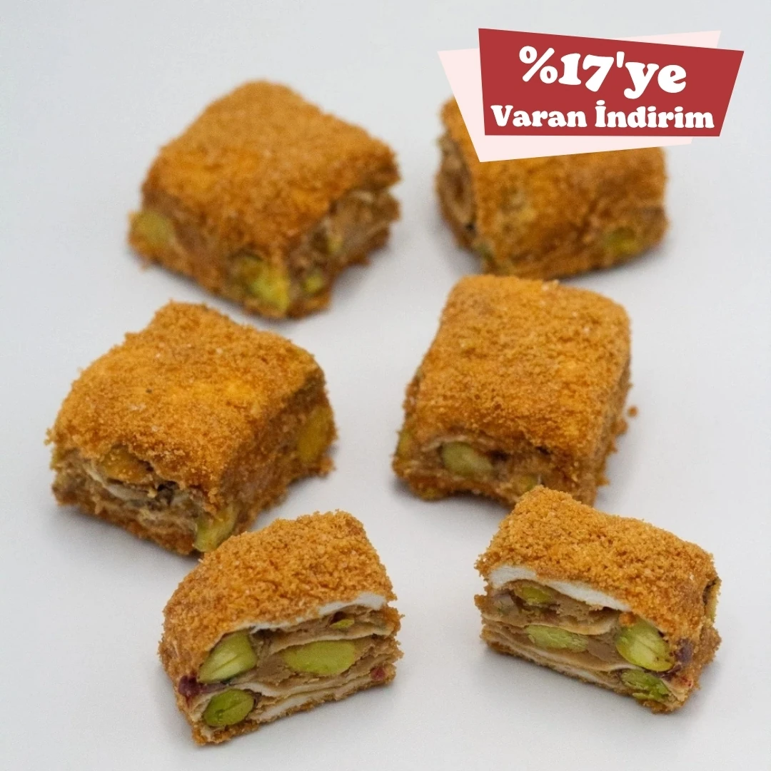 Özel Lotus Kremalı Fıstıklı Baklava Lokum