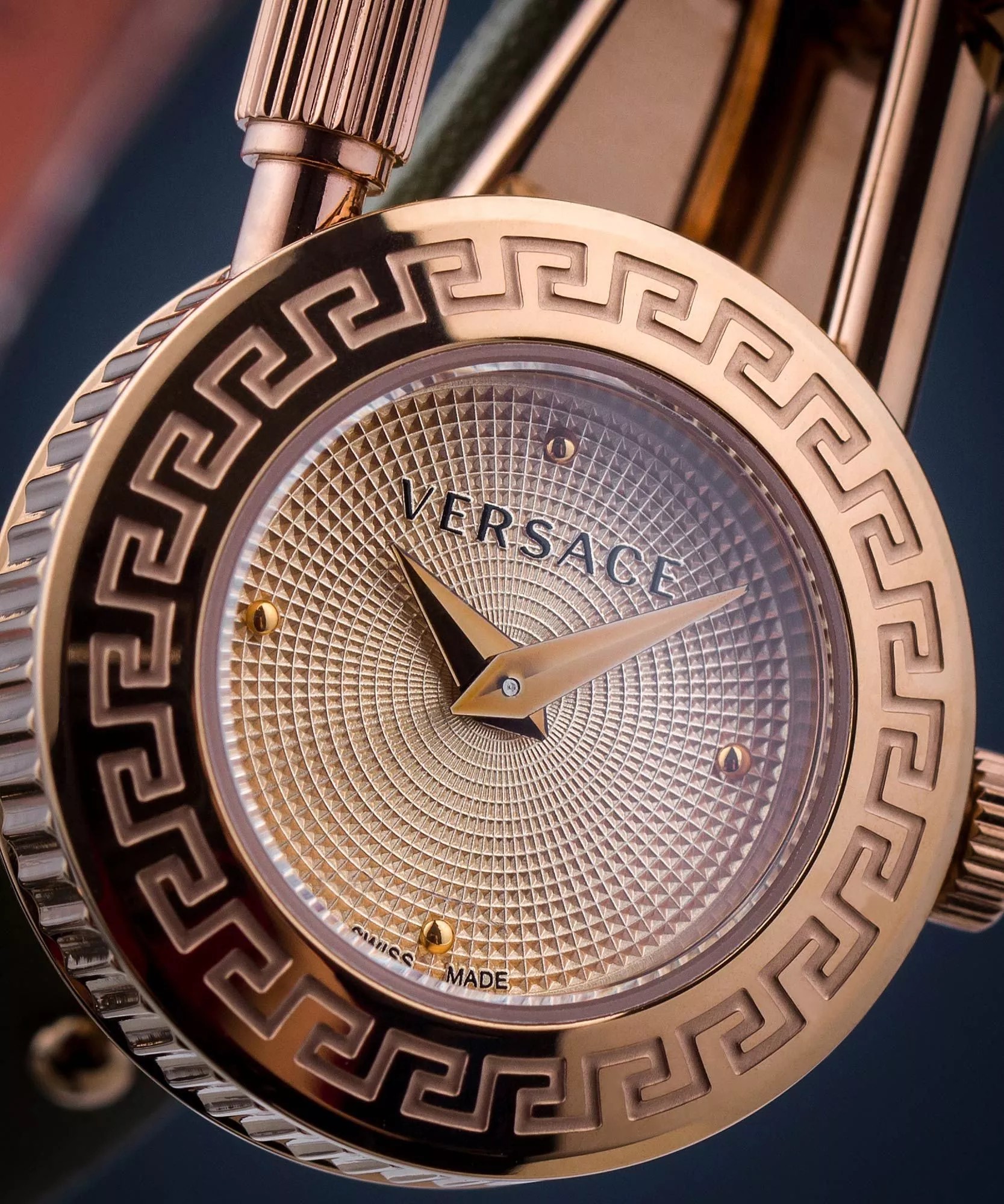 Versace VRSCVEDW00519 Kadın Kol Saati