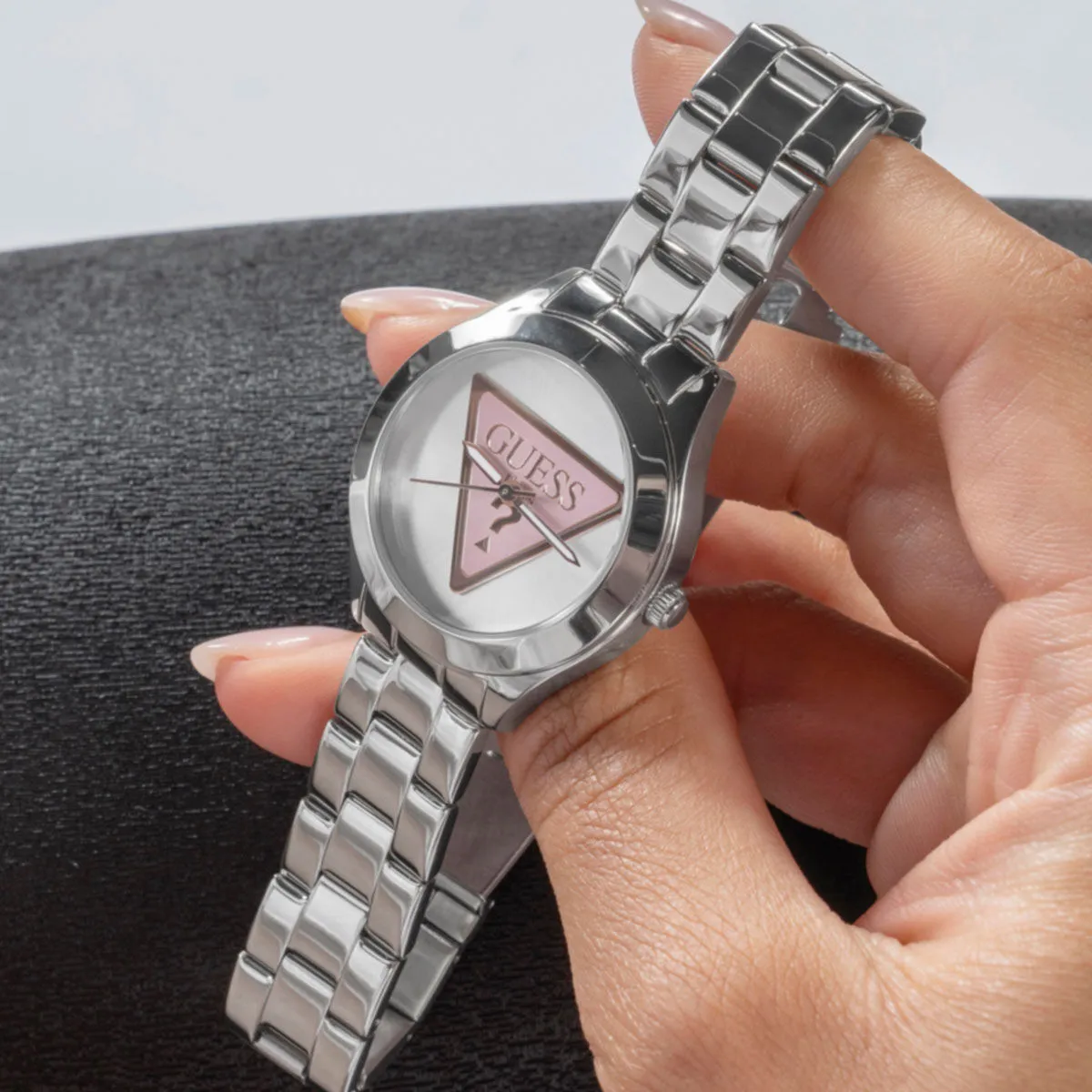 Guess GUGW0675L1 Kadın Kol Saati