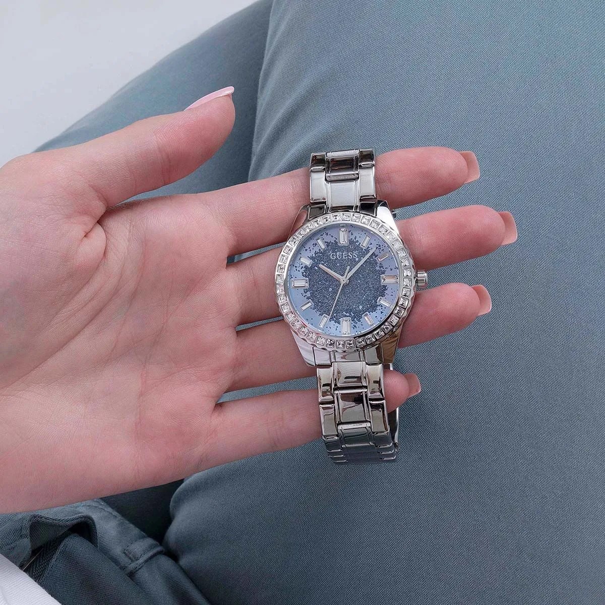Guess GUGW0405L1 Kadın Kol Saati