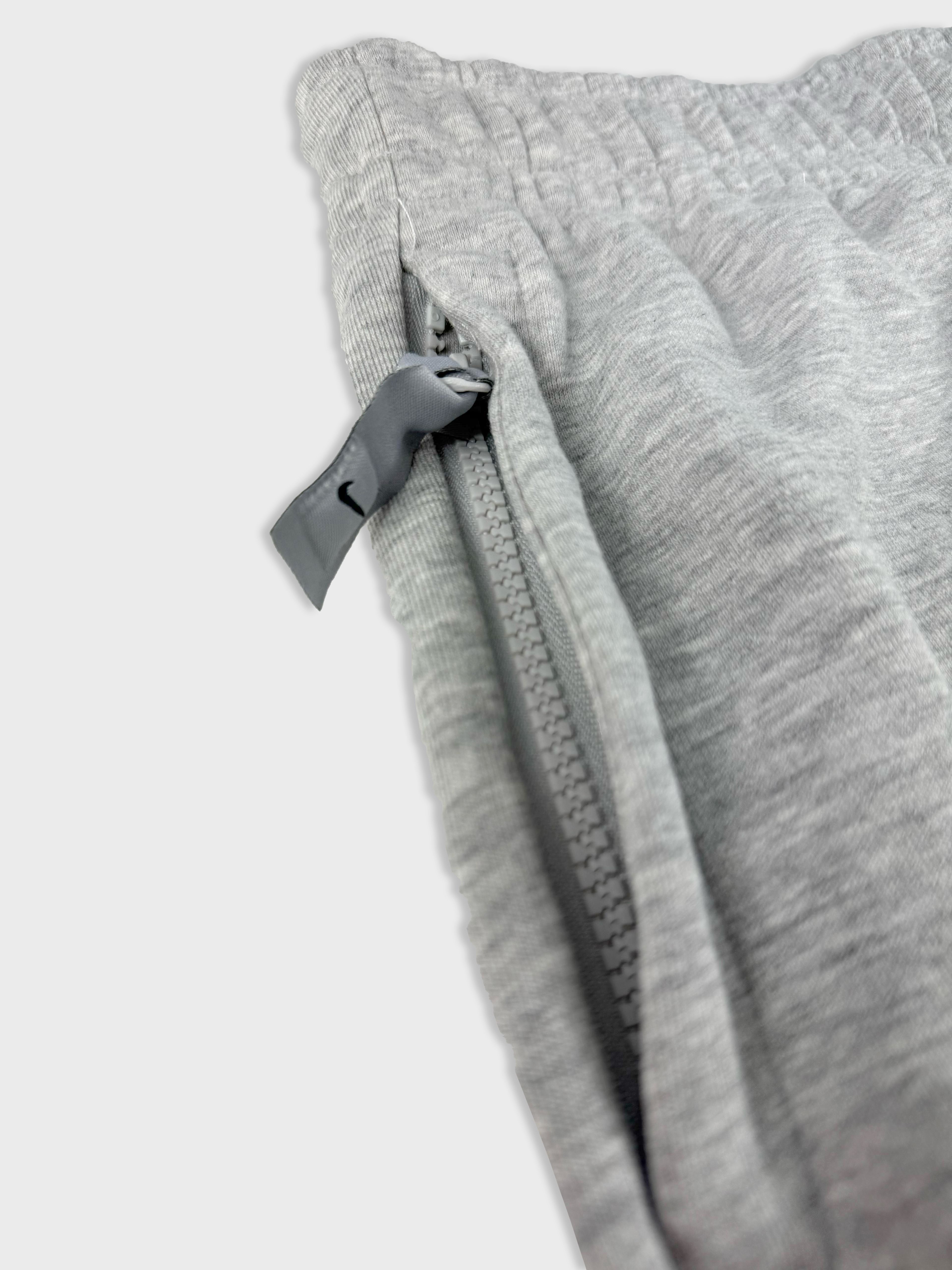 Nike Solo Swoosh Short - Gri