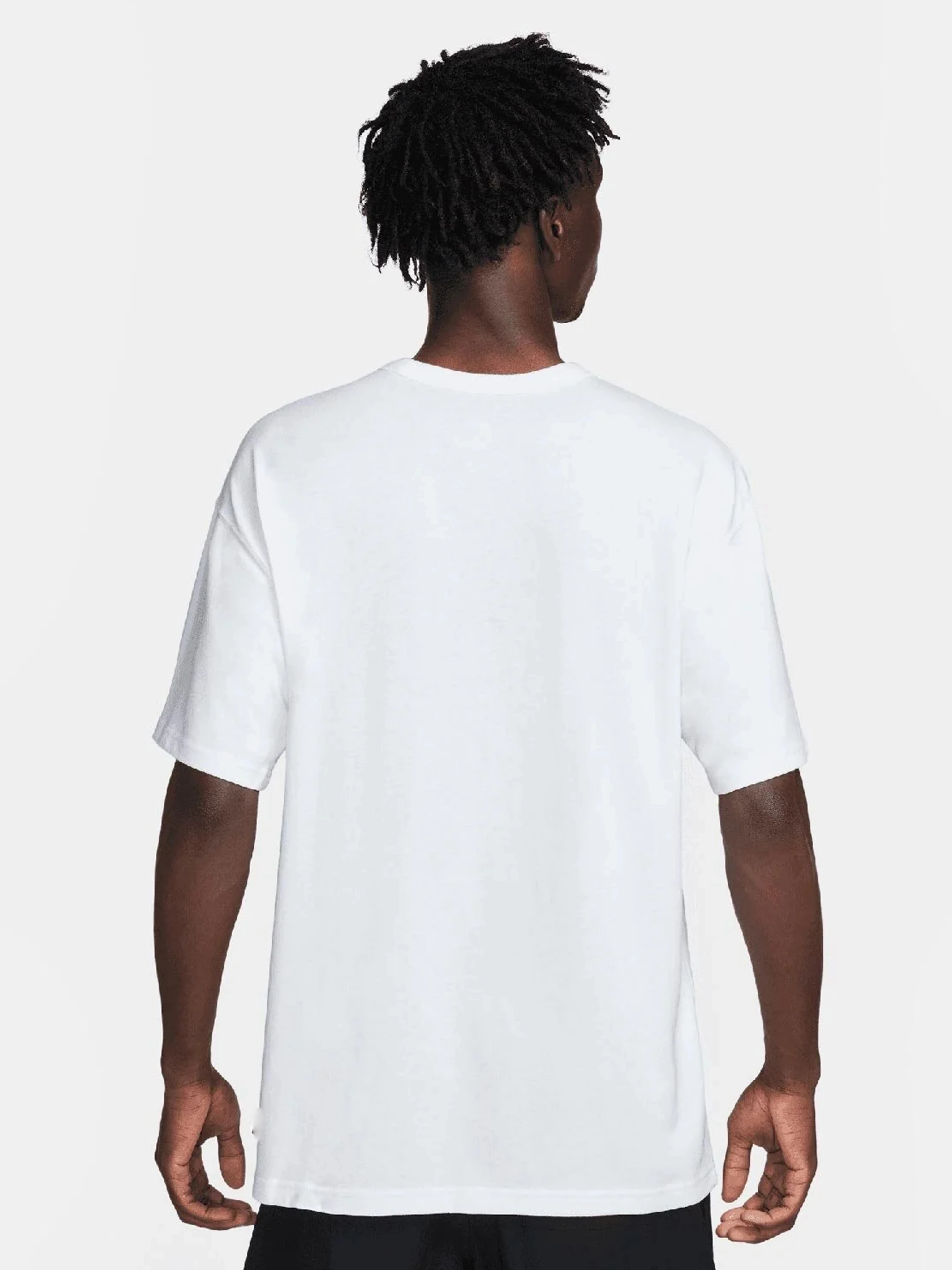 Nike Premium Essentials Tee