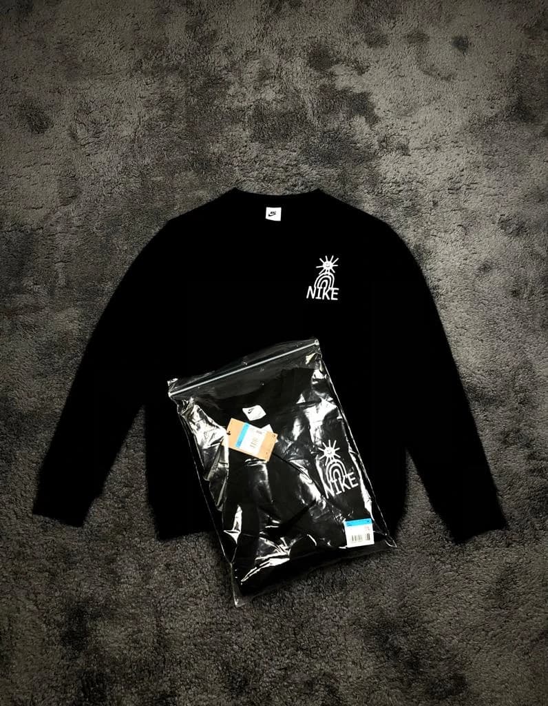 have a nike day sweatshirt