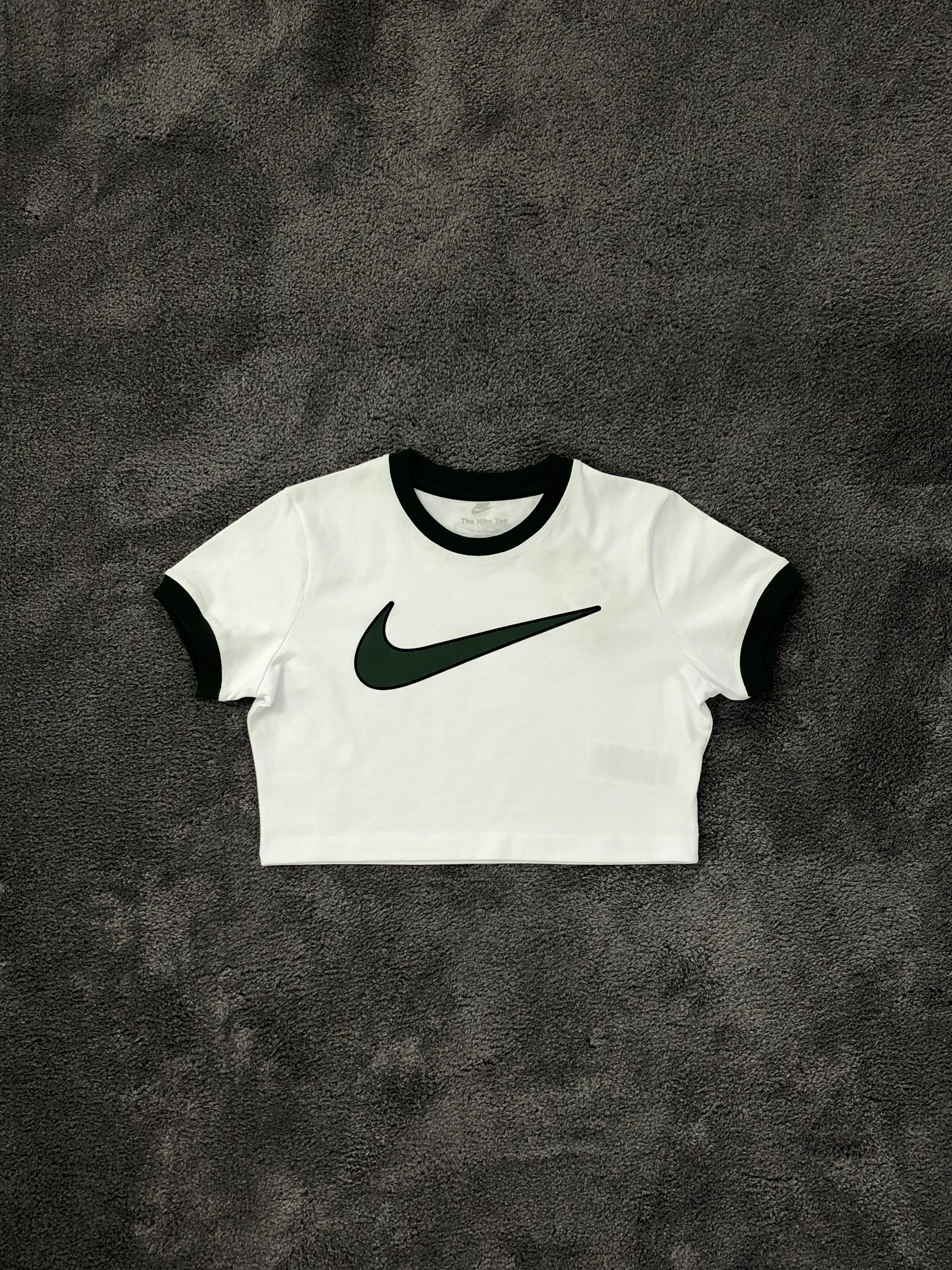 Nike Swoosh Crop - Beyaz