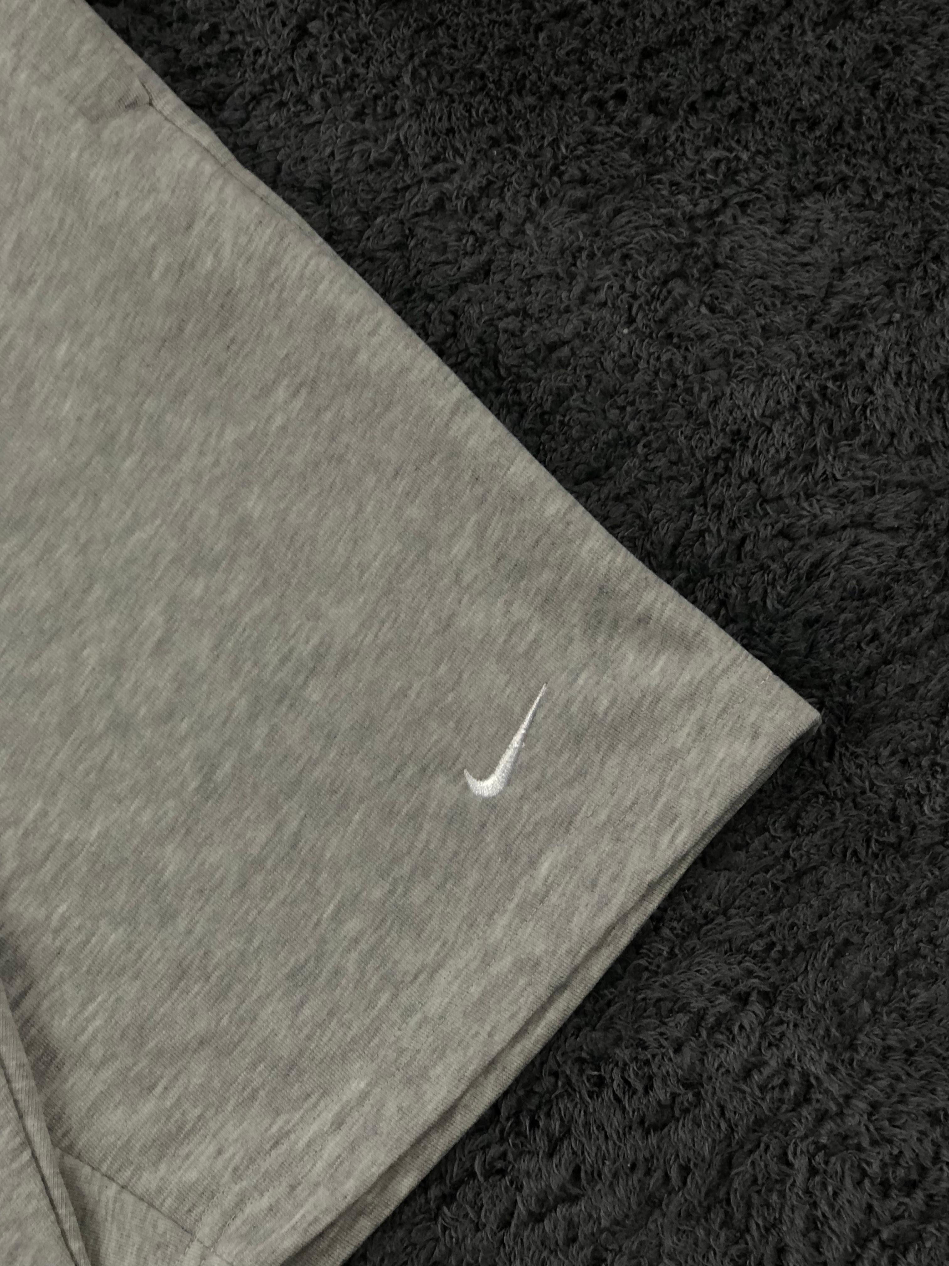 Nike Solo Swoosh Short - Gri