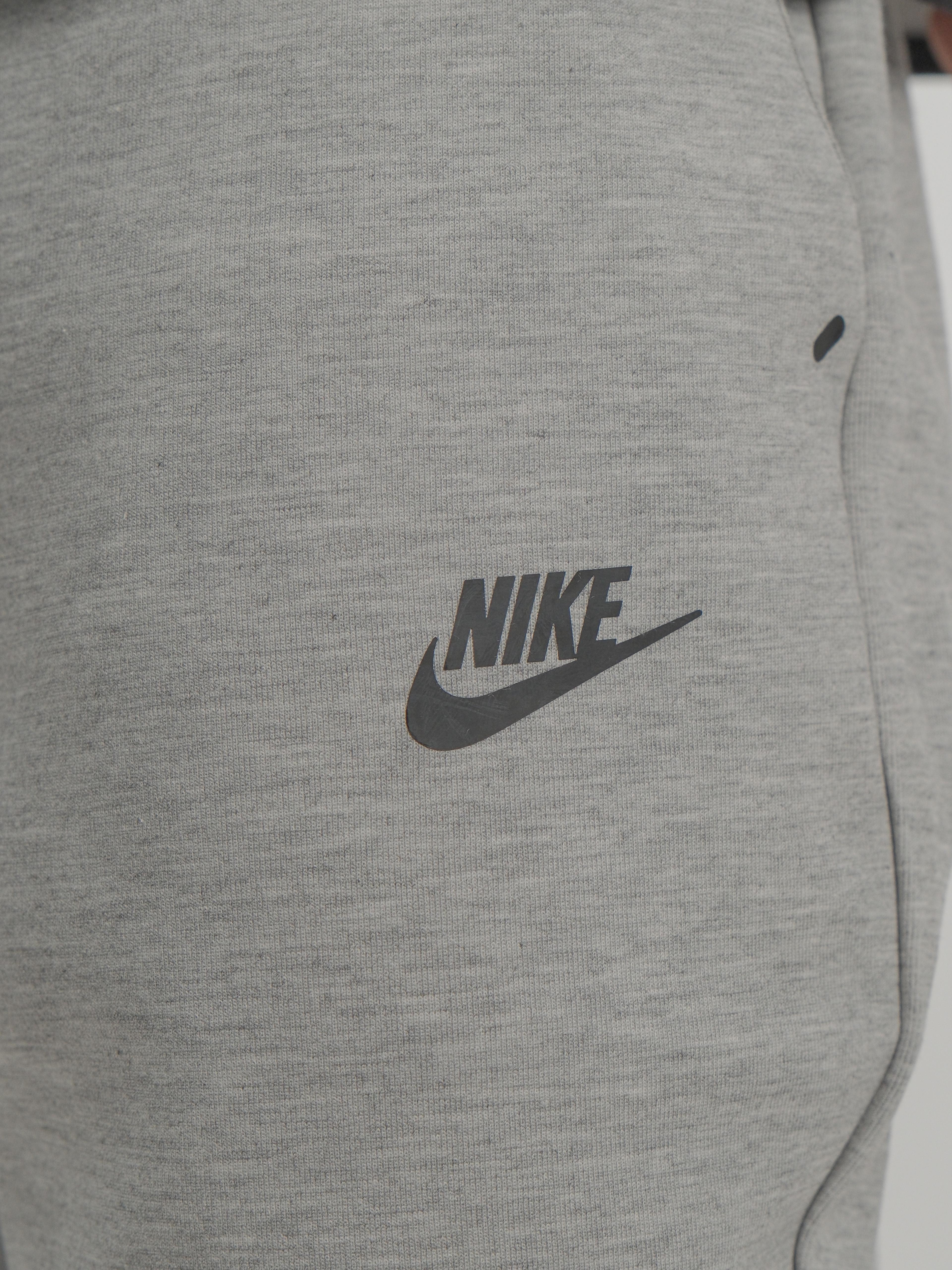 Tech Fleece 5th Gen Jogger - Gri