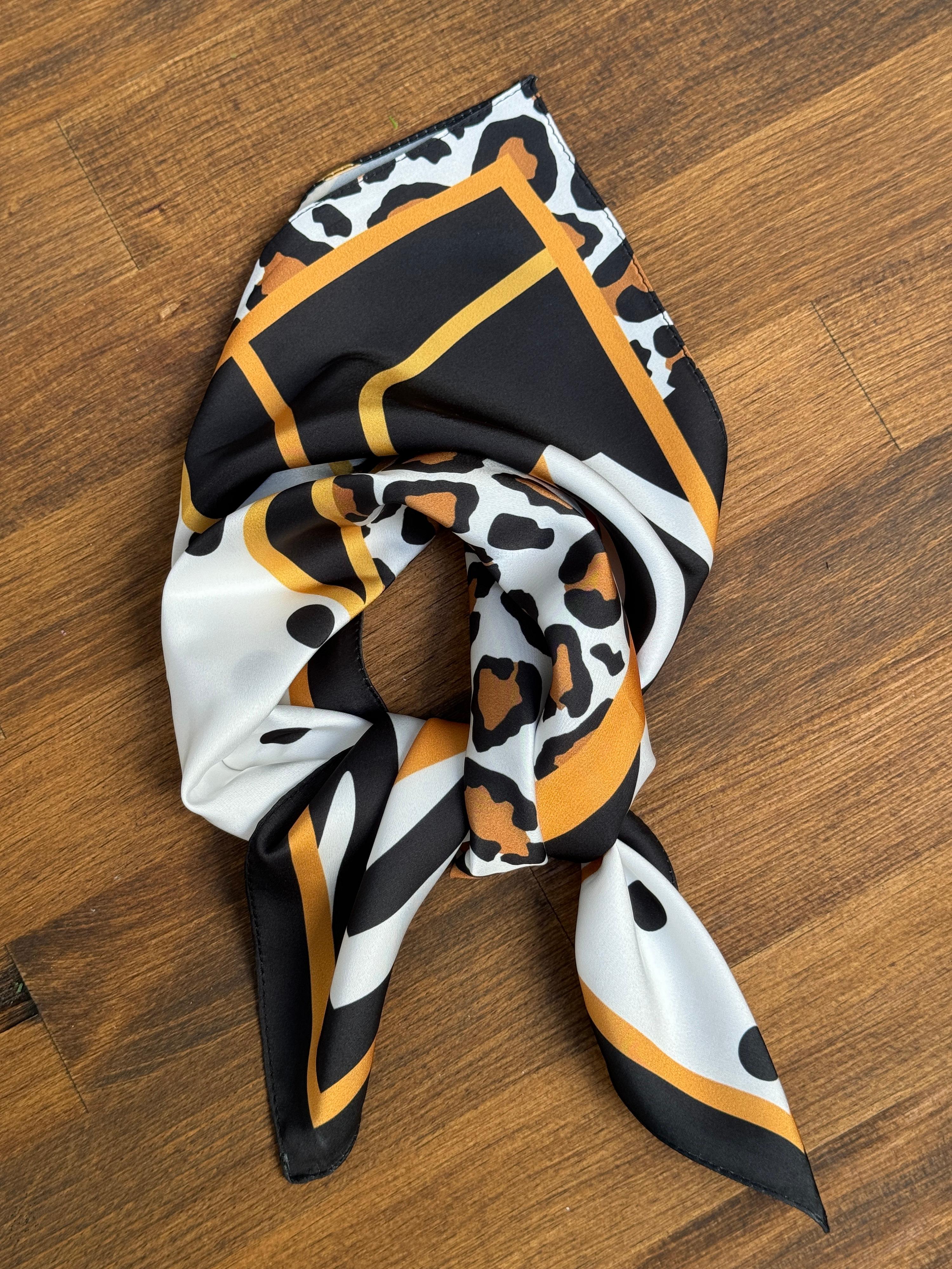 Tiger Fular