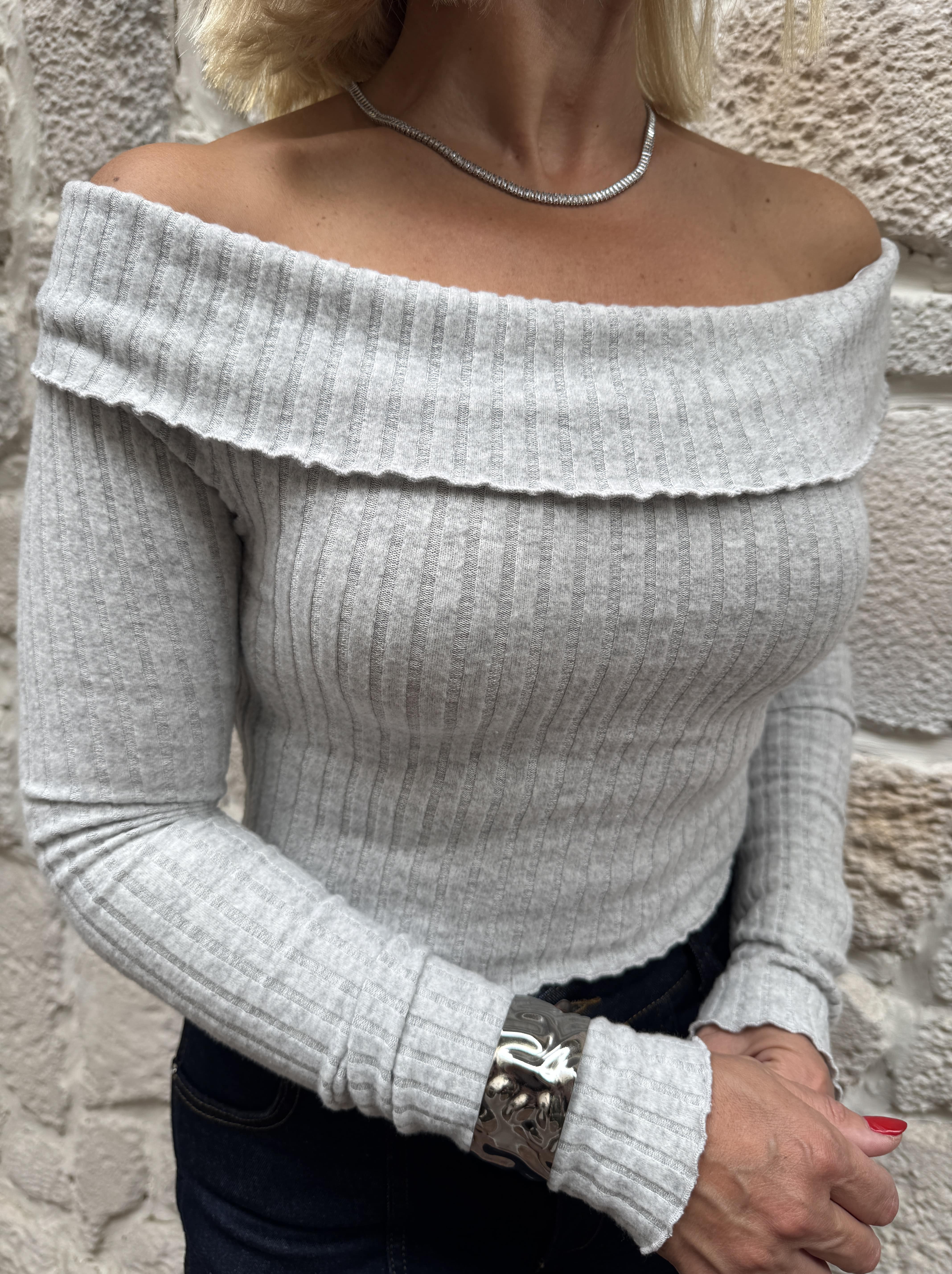 Mora Madonna Yaka Bluz