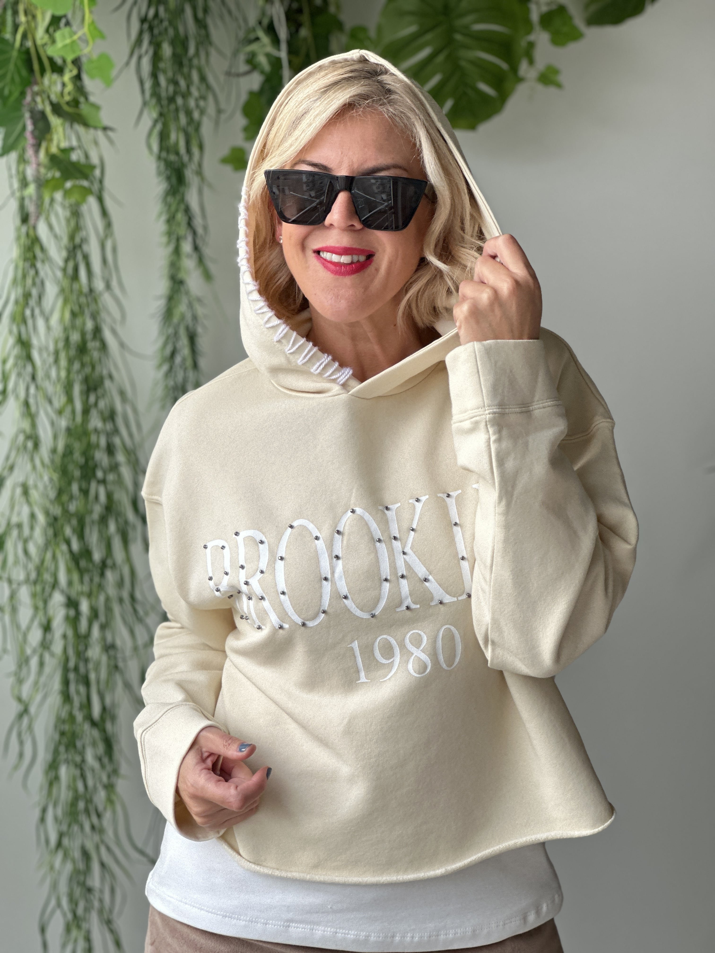 Brooklyn Krem Kapüşonlu Sweat