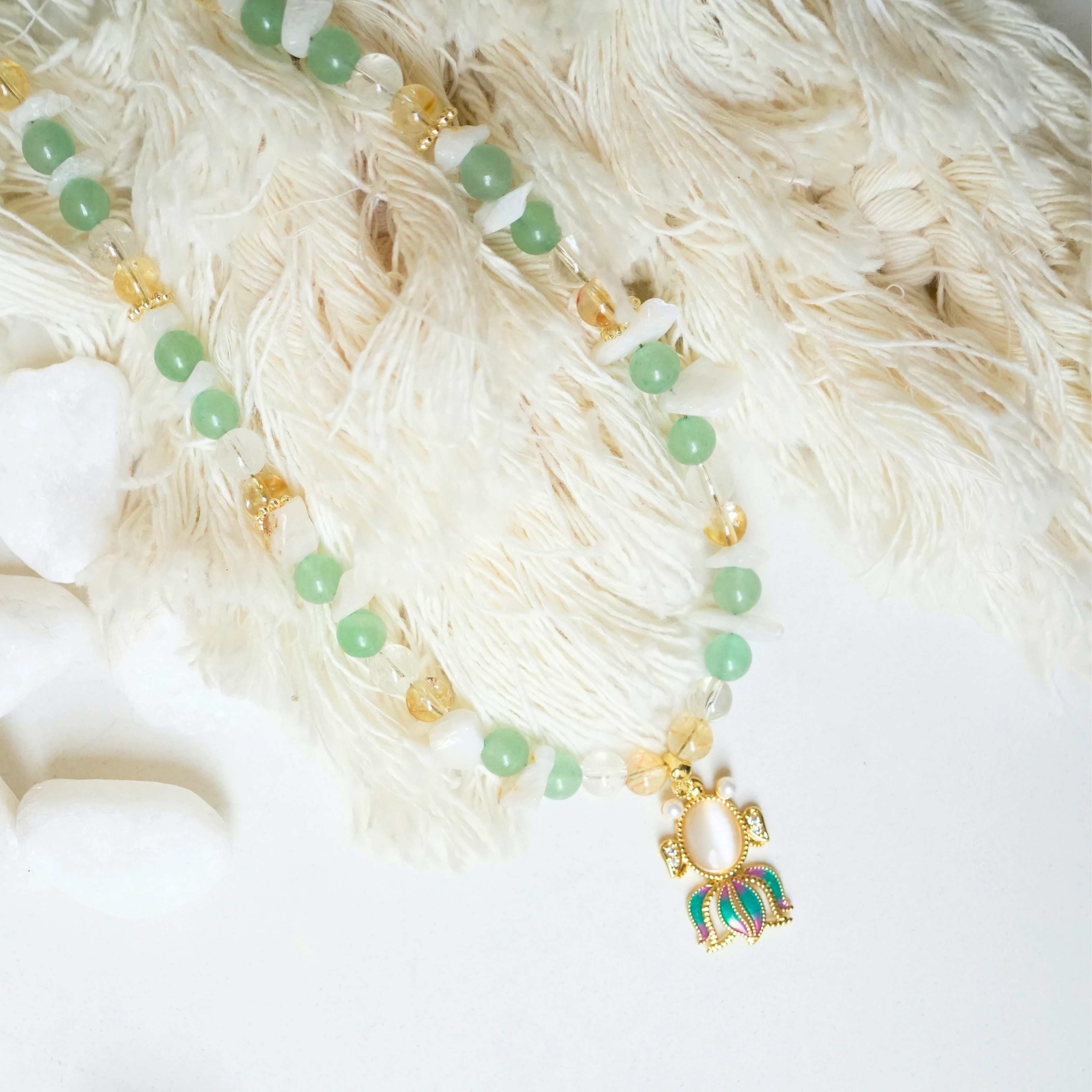 Mucize Akışı Kolyesi