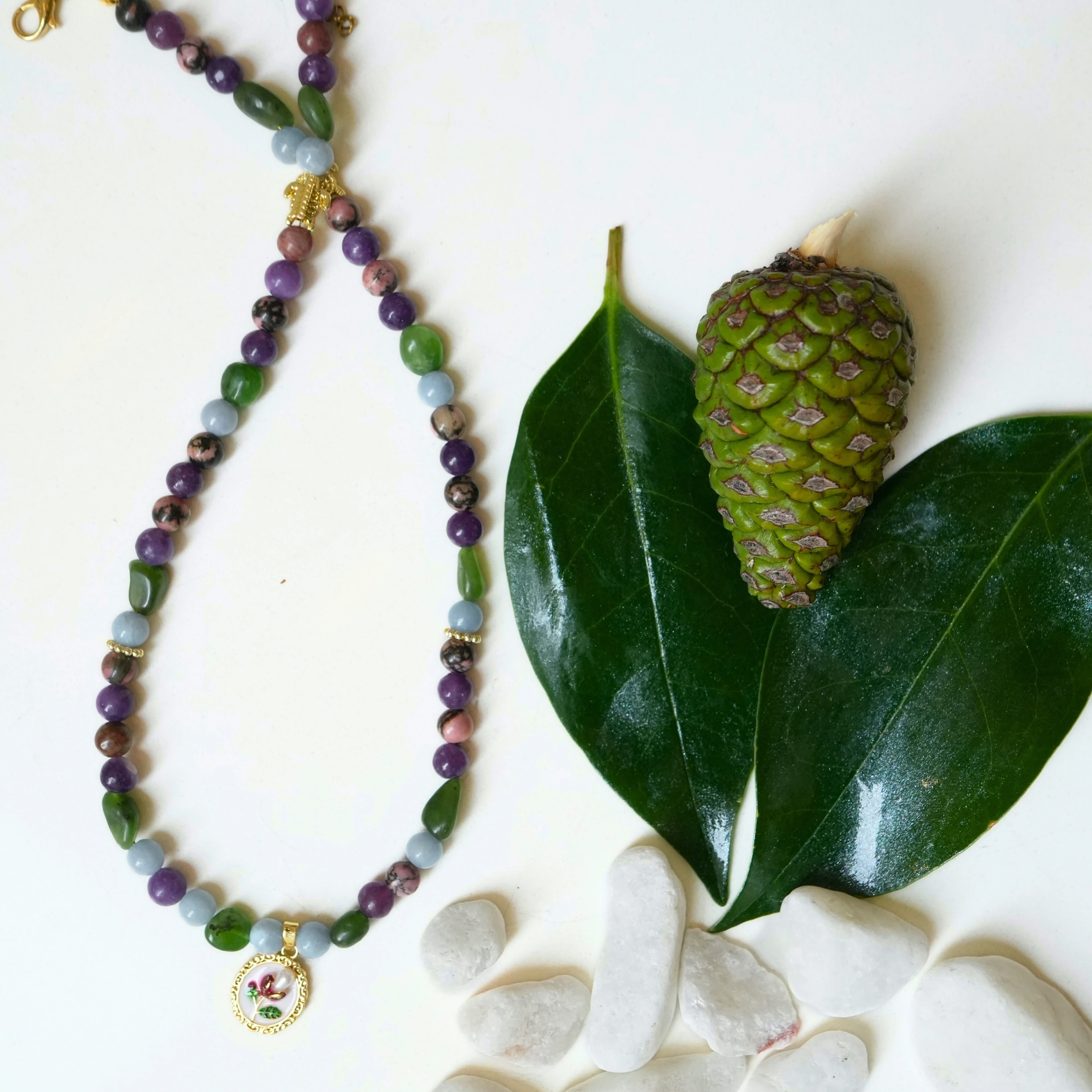 Kalbin Sığınağı Kolyesi