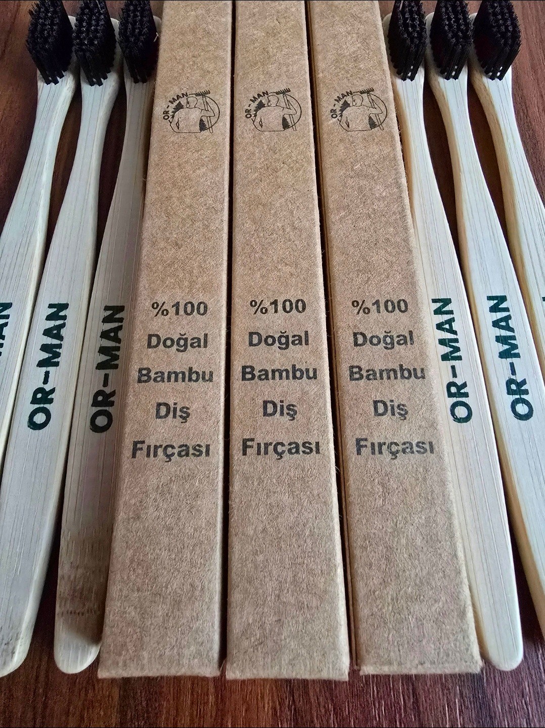 Doğal Aktif Karbonlu Bambu Lifli Diş Fırçası