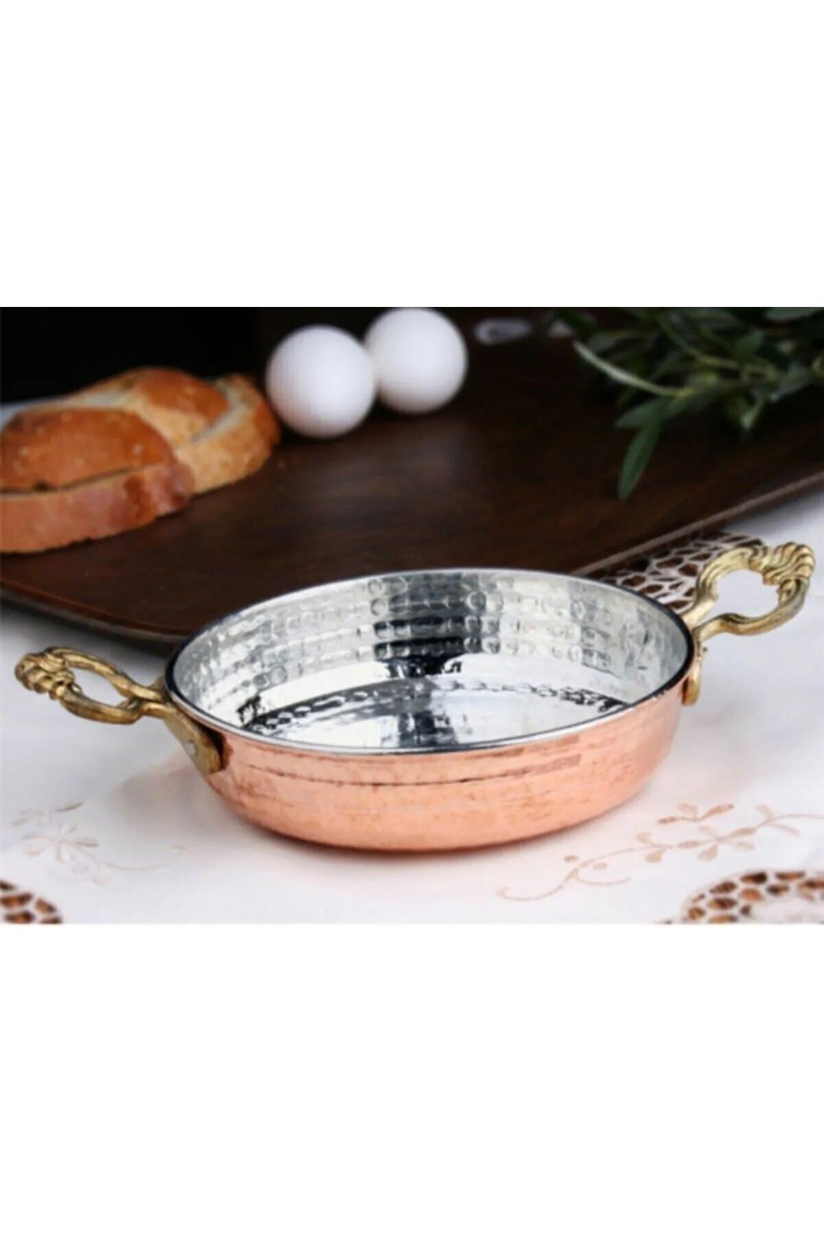 Bakır Çekiç Dövme Kalın Yumurta Tavası & Sahanı 24 cm