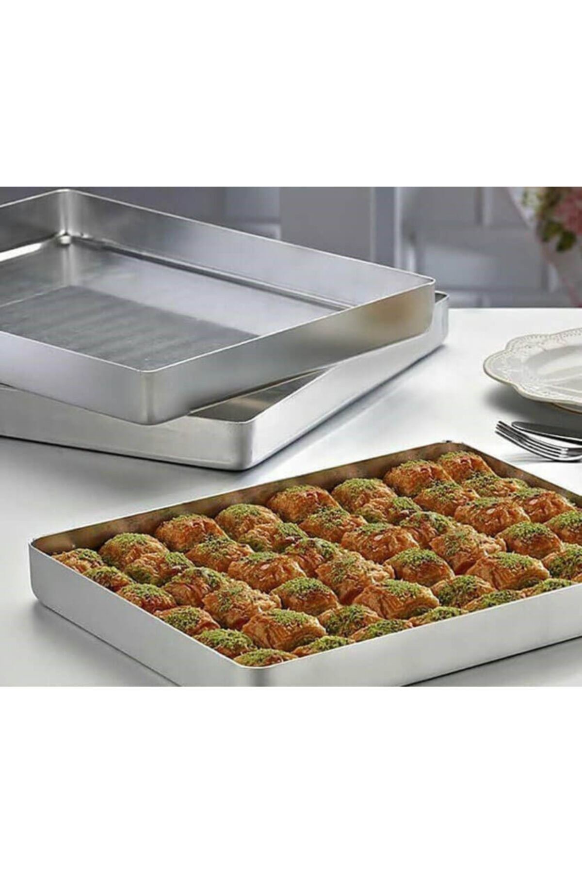 1 Alüminyum Baklava Tepsisi (25X35X3) 600 gr Alüminyum 25 x 35 Gri