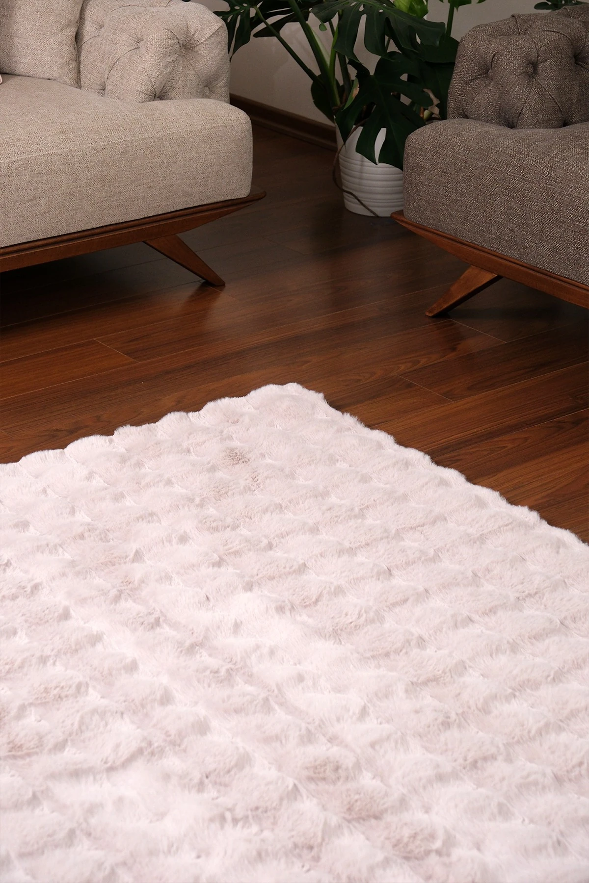 Liva Lva Shaggy Pofuduk Halı Beyaz - Salon, Koridor, Yolluk Mutfak, Yatak Ve Oturma Odası Halısı