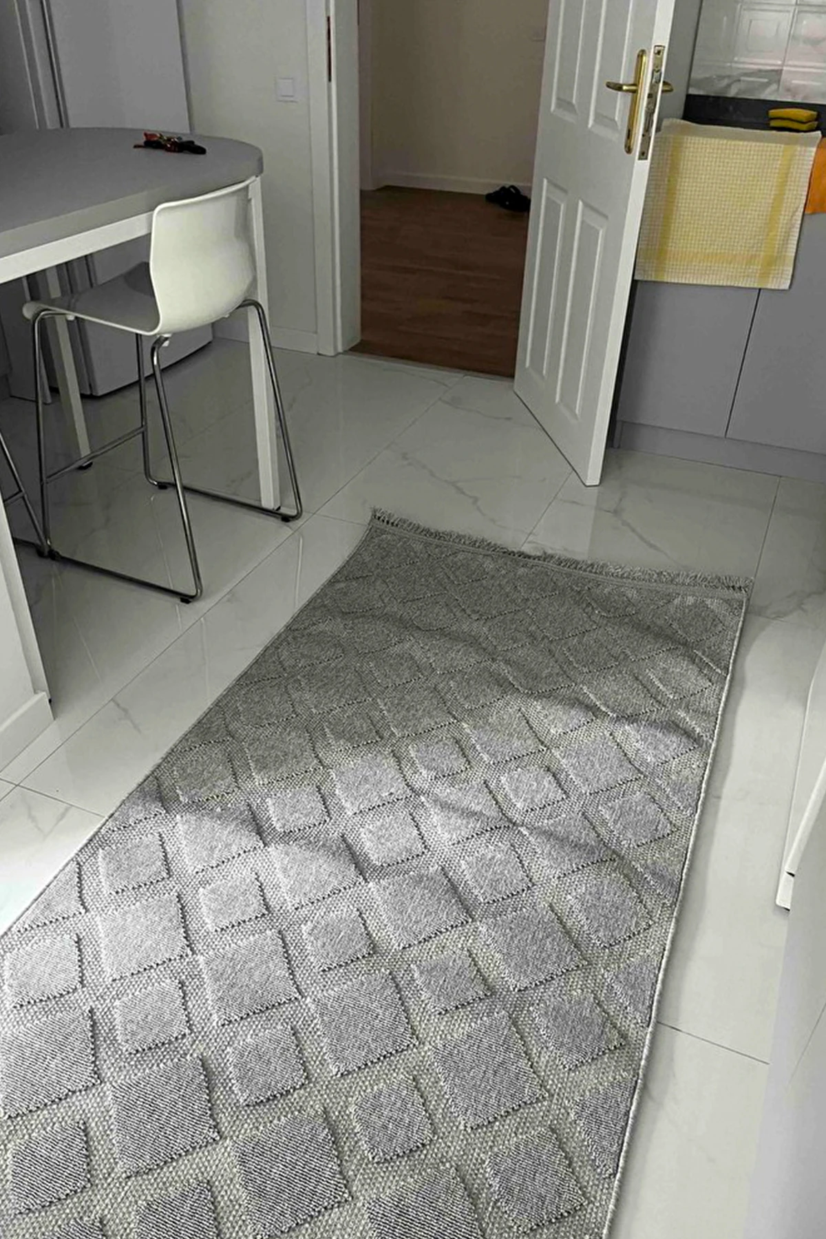 Velino 7505 Gri - Salon, Koridor (Yolluk), Mutfak, Antre, Yatak ve Oturma Odası Halısı