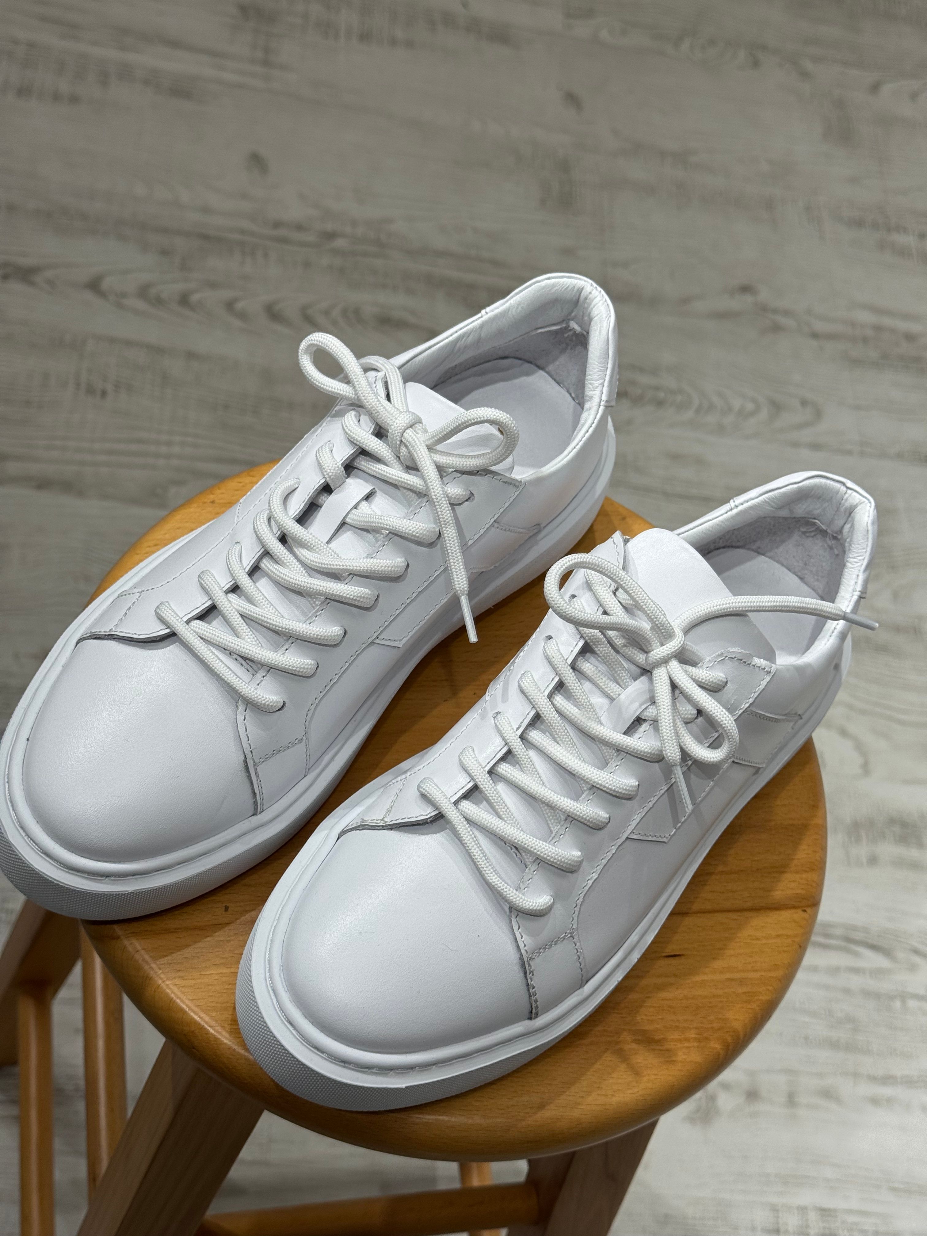 BEYAZ CASUAL SNEAKER