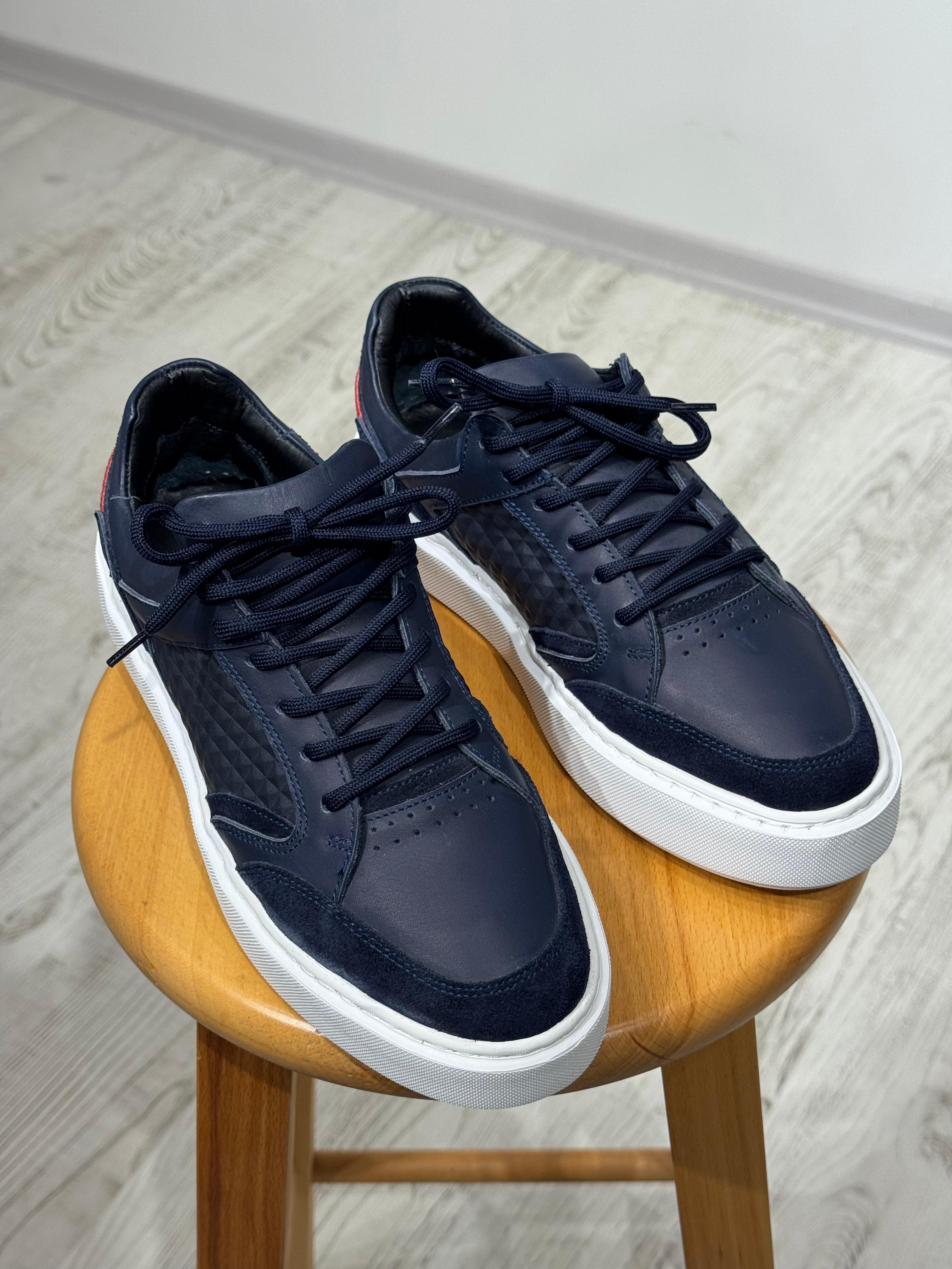 LACİVERT DERİ SNEAKER