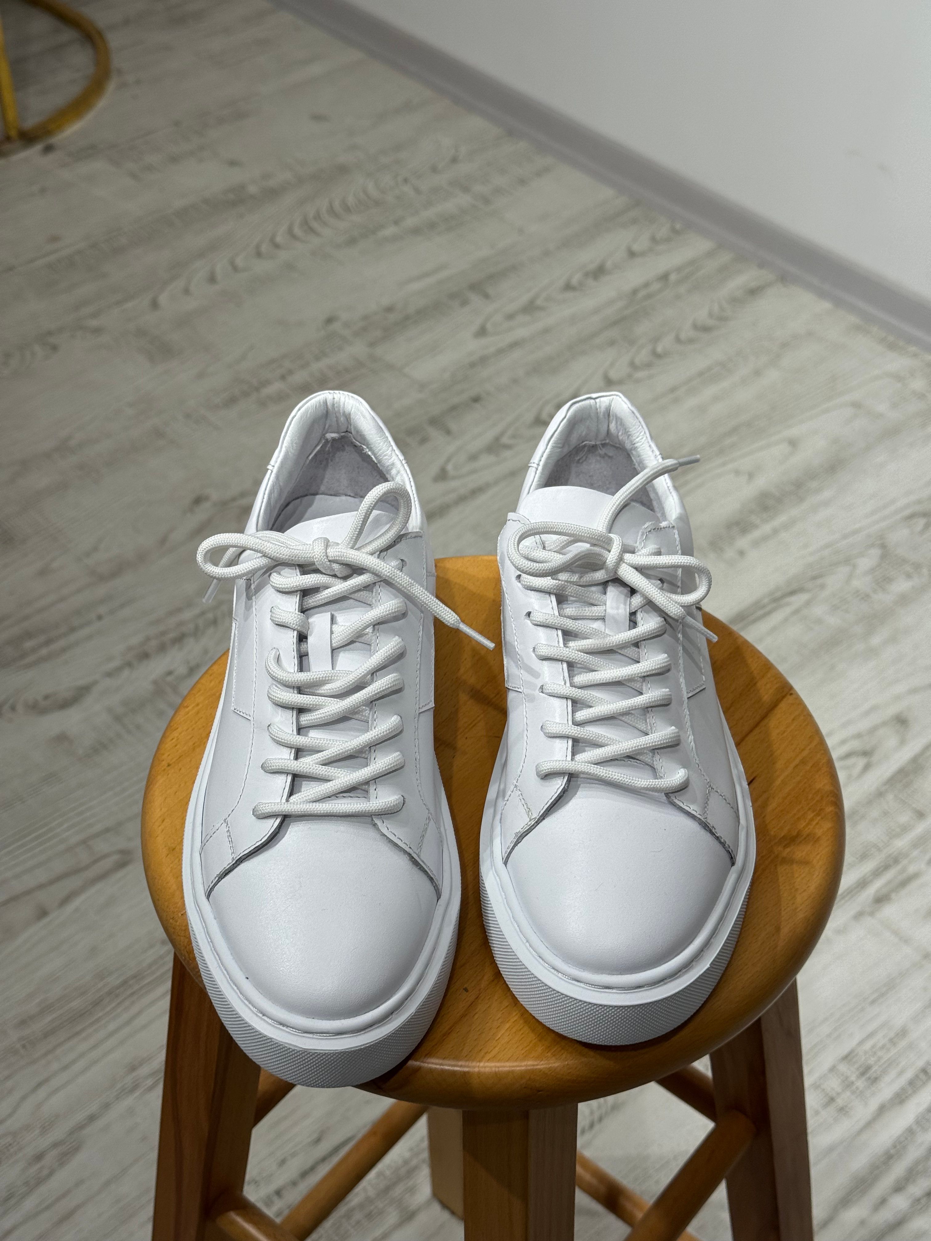 BEYAZ CASUAL SNEAKER