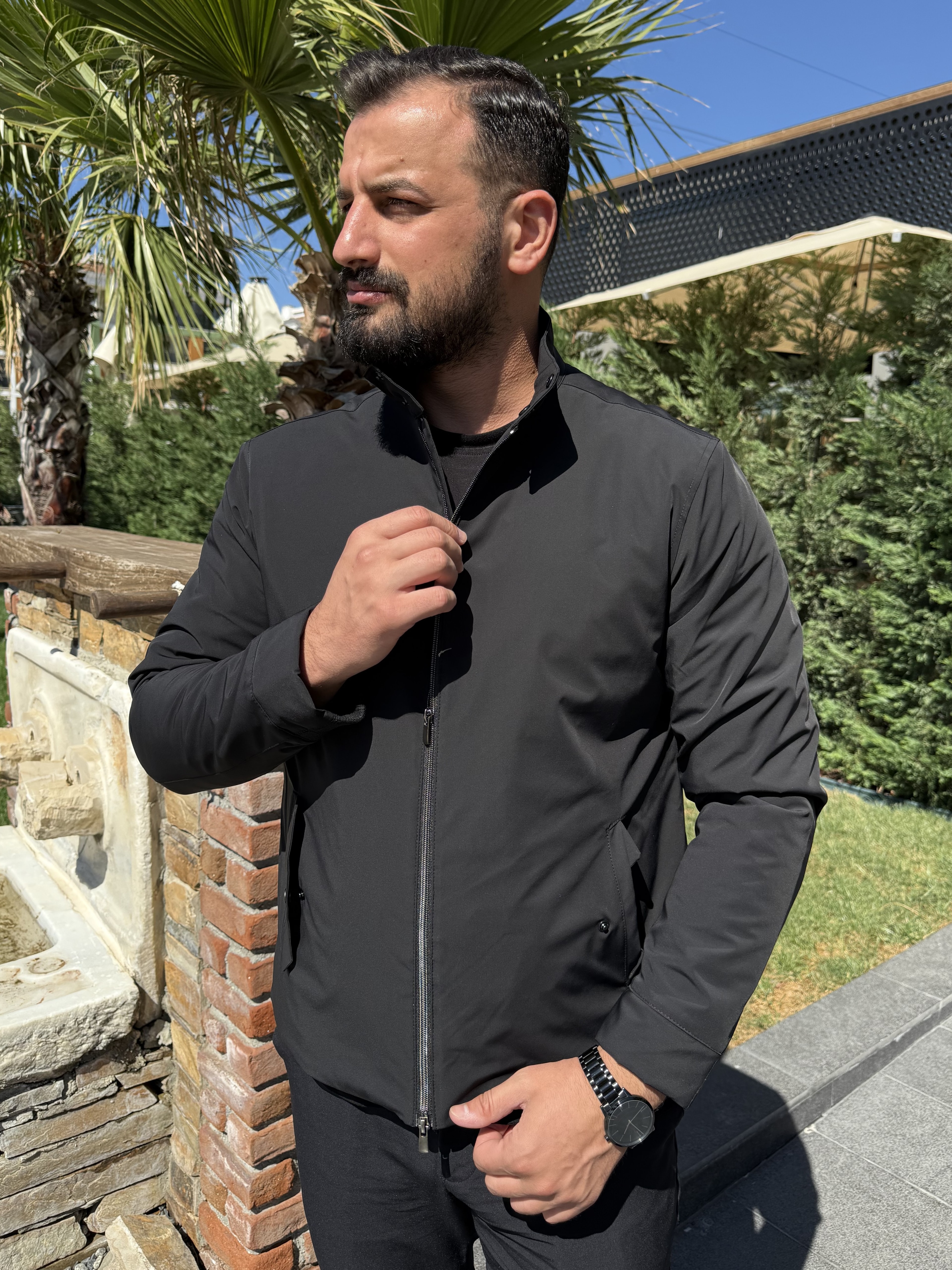 SİYAH ŞİŞME MONT