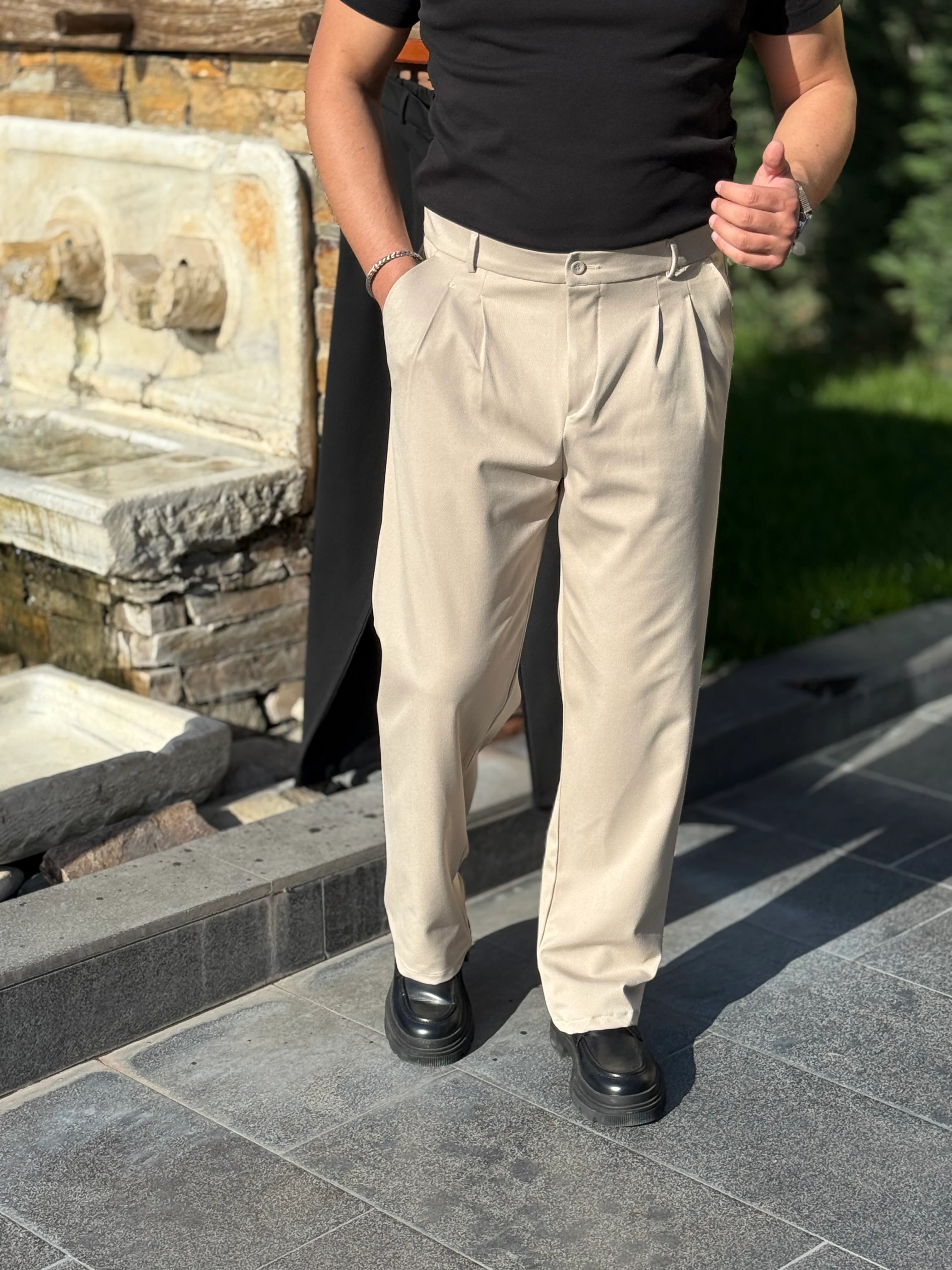 BAGGY KREM RENK PİLELİ KUMAŞ PAMTOLON