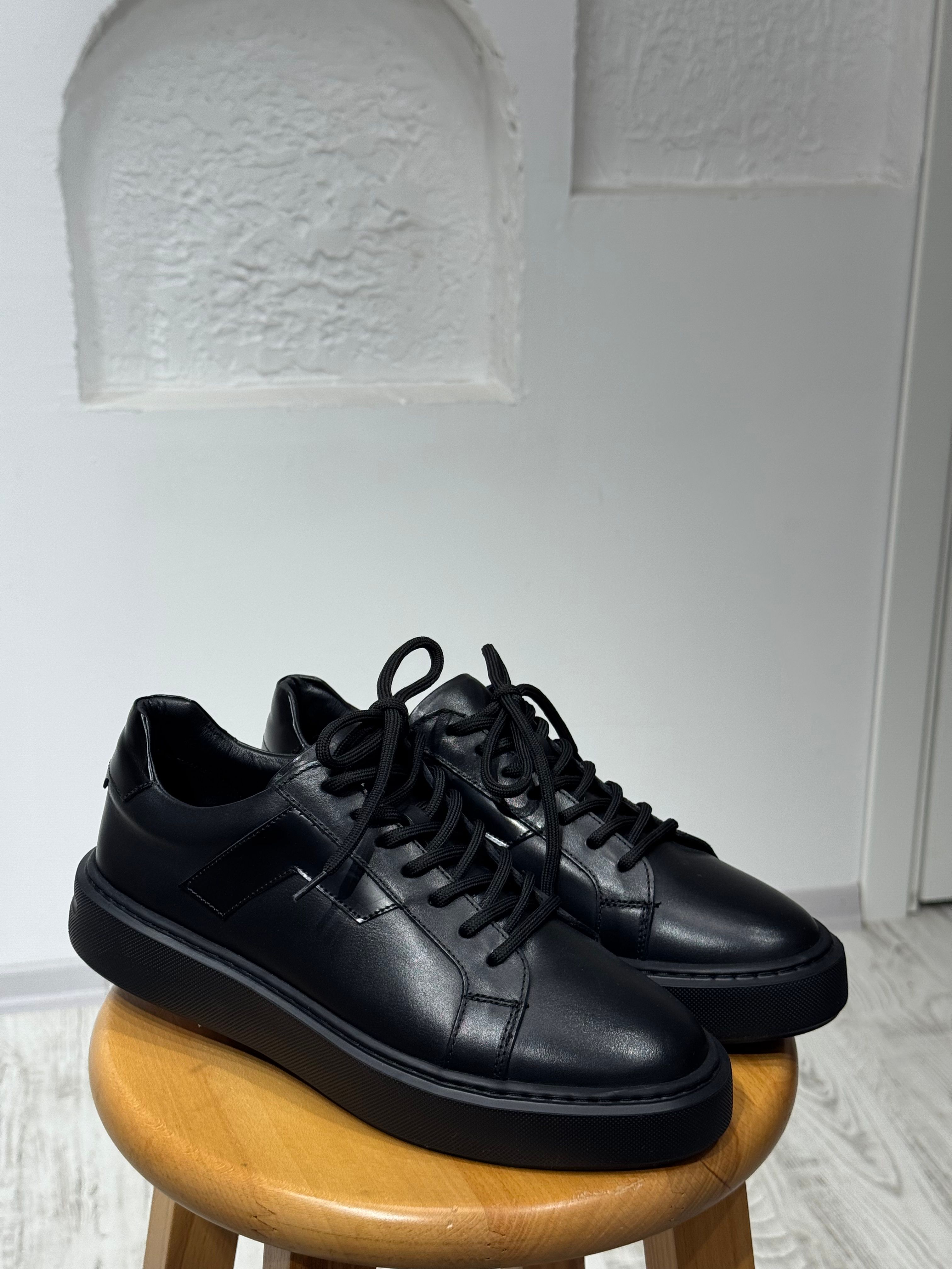 SİYAH CASUAL SNEAKER