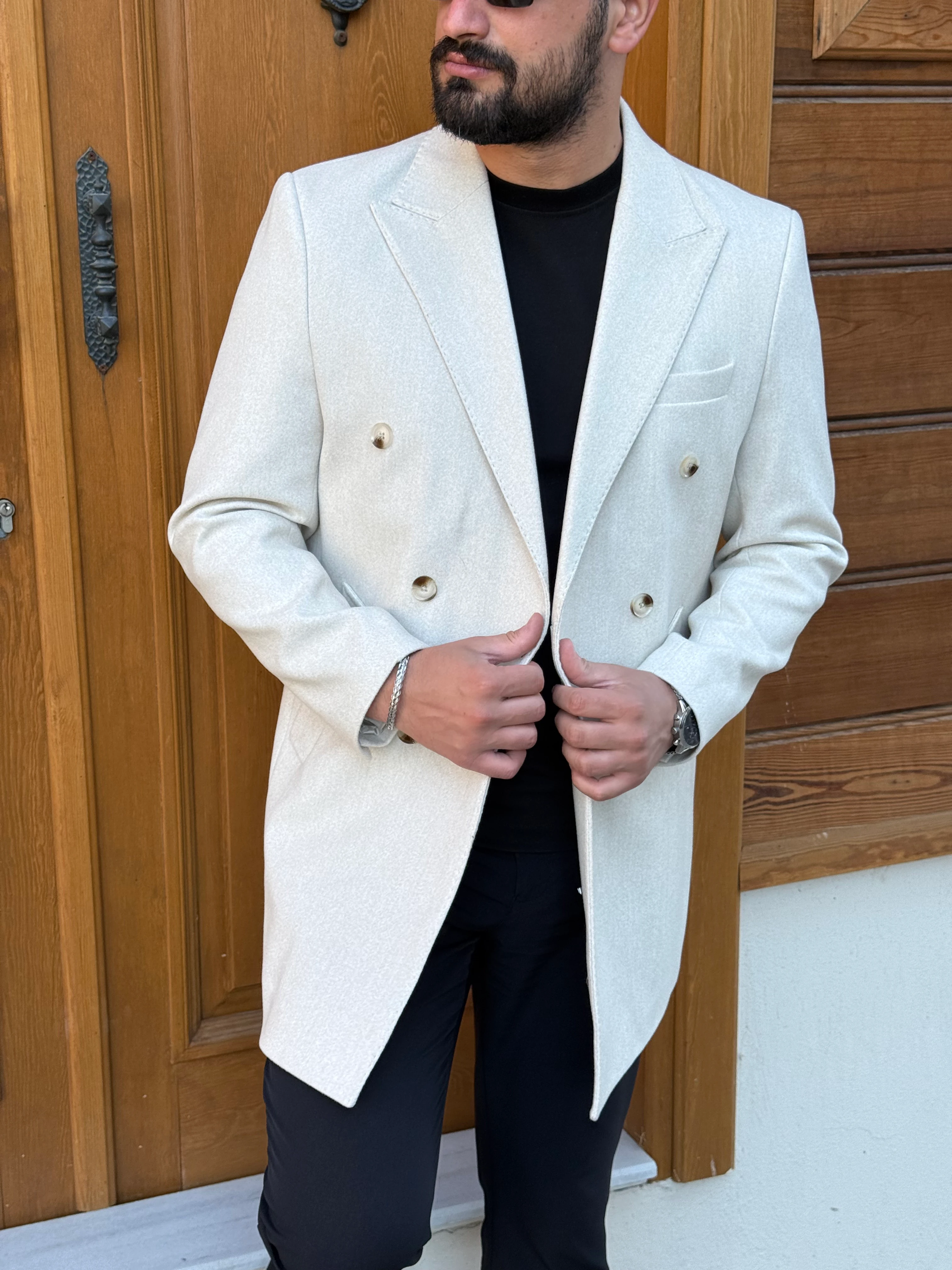 BEJ RENK KRUVAZE KAŞE KABAN