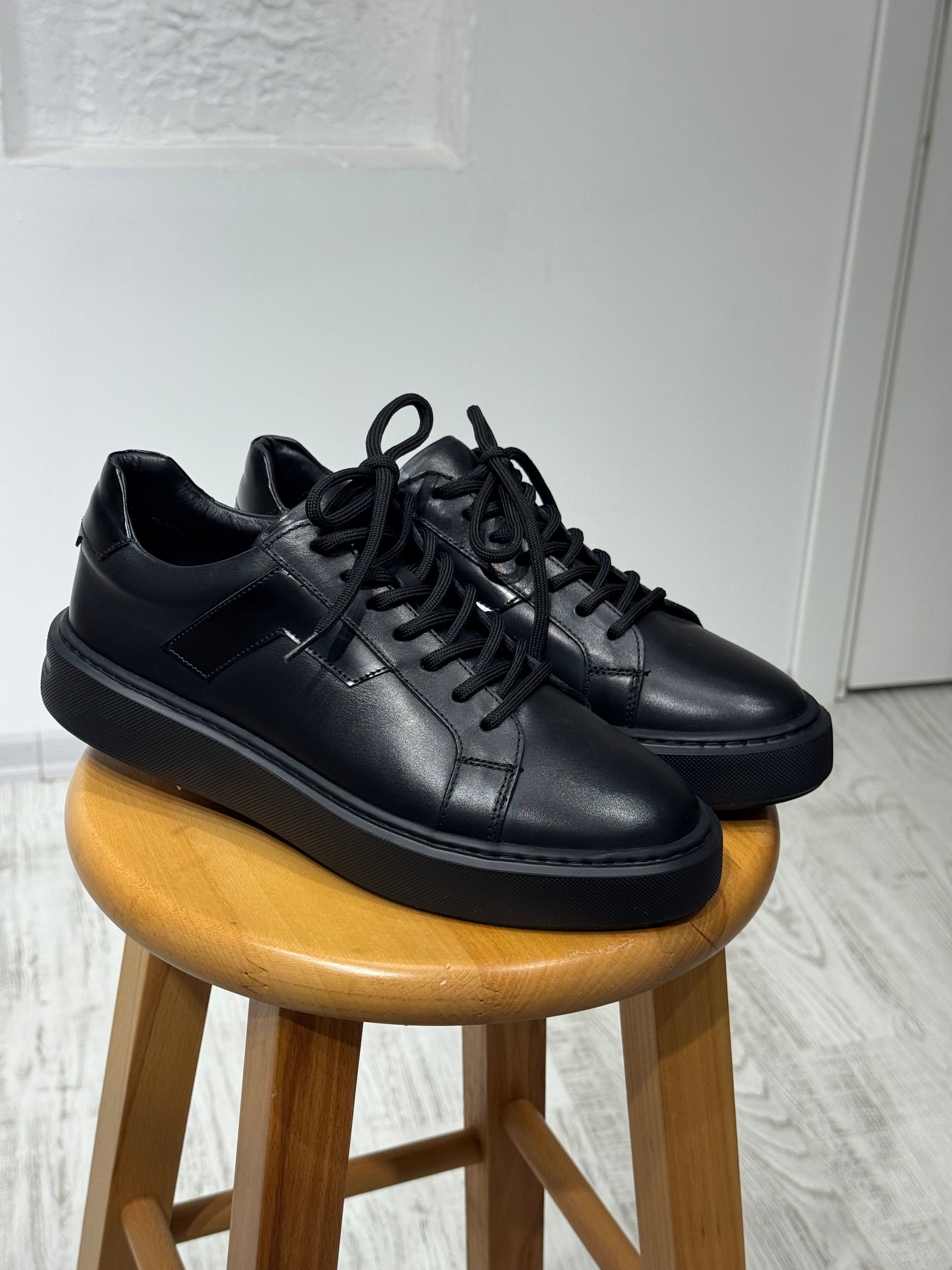 SİYAH CASUAL SNEAKER
