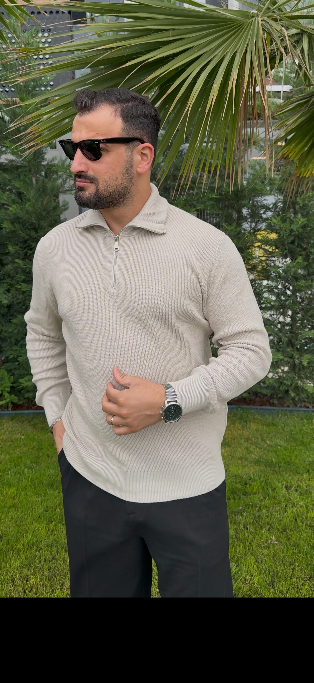 BEJ RENK FERMUAR DETAYLI TRİKO KAZAK