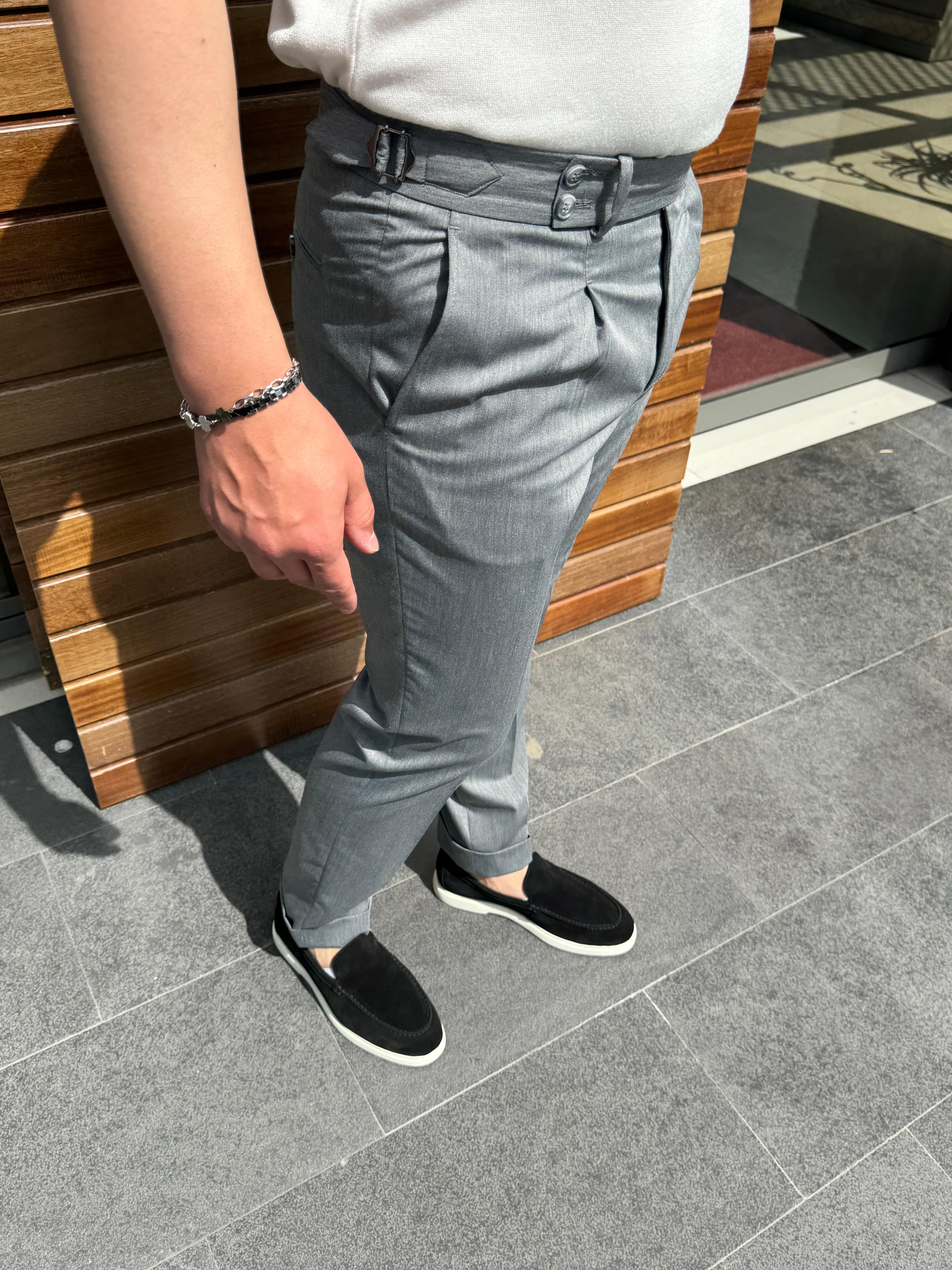 PİLELİ DUBLE PAÇA KUMAŞ PANTOLON
