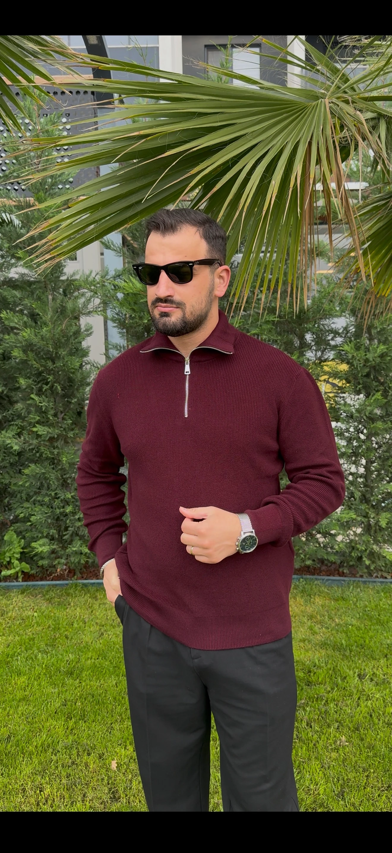 FERMUAR DETAYLI BORDO KAZAK