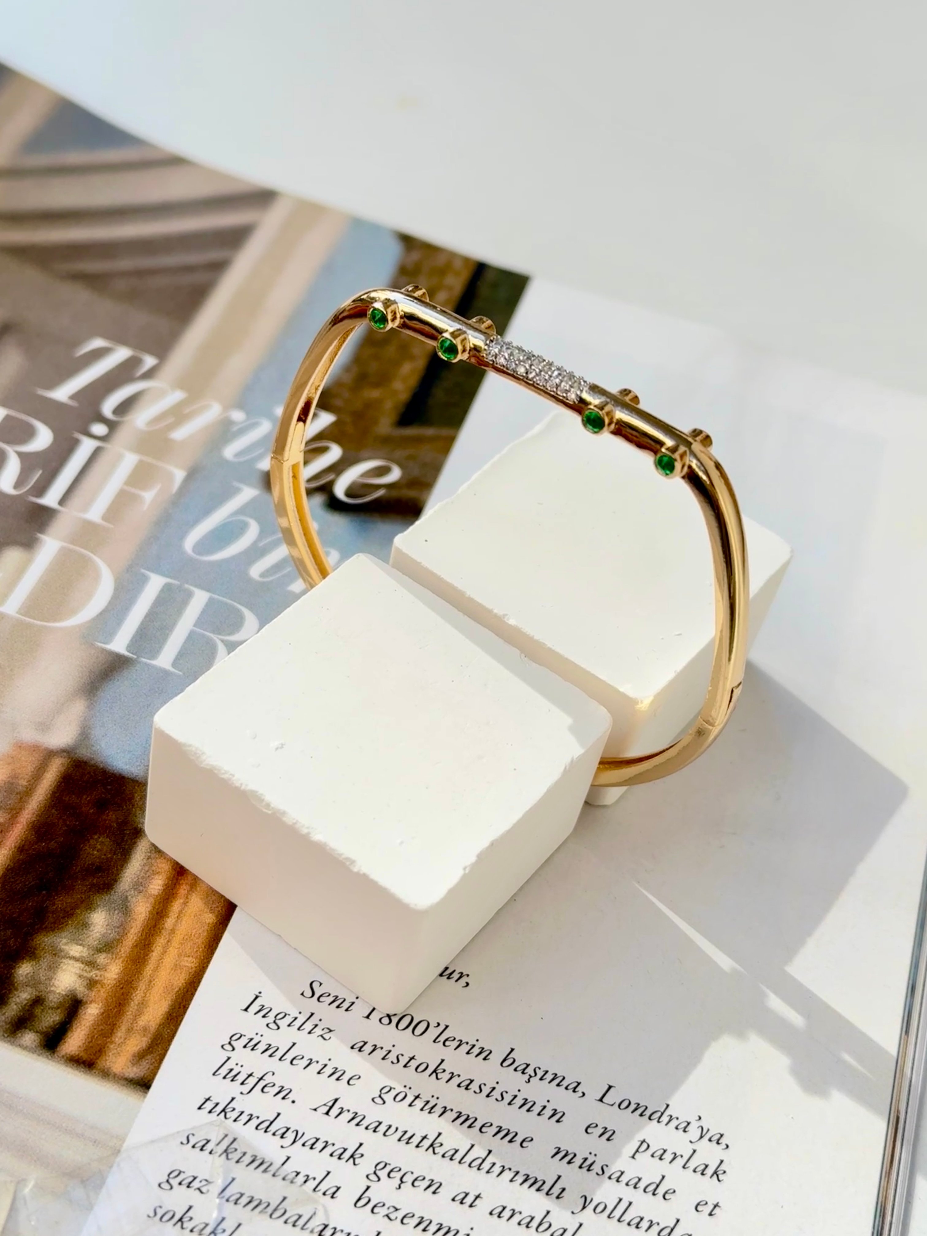 Nyx Cuff kelepçe