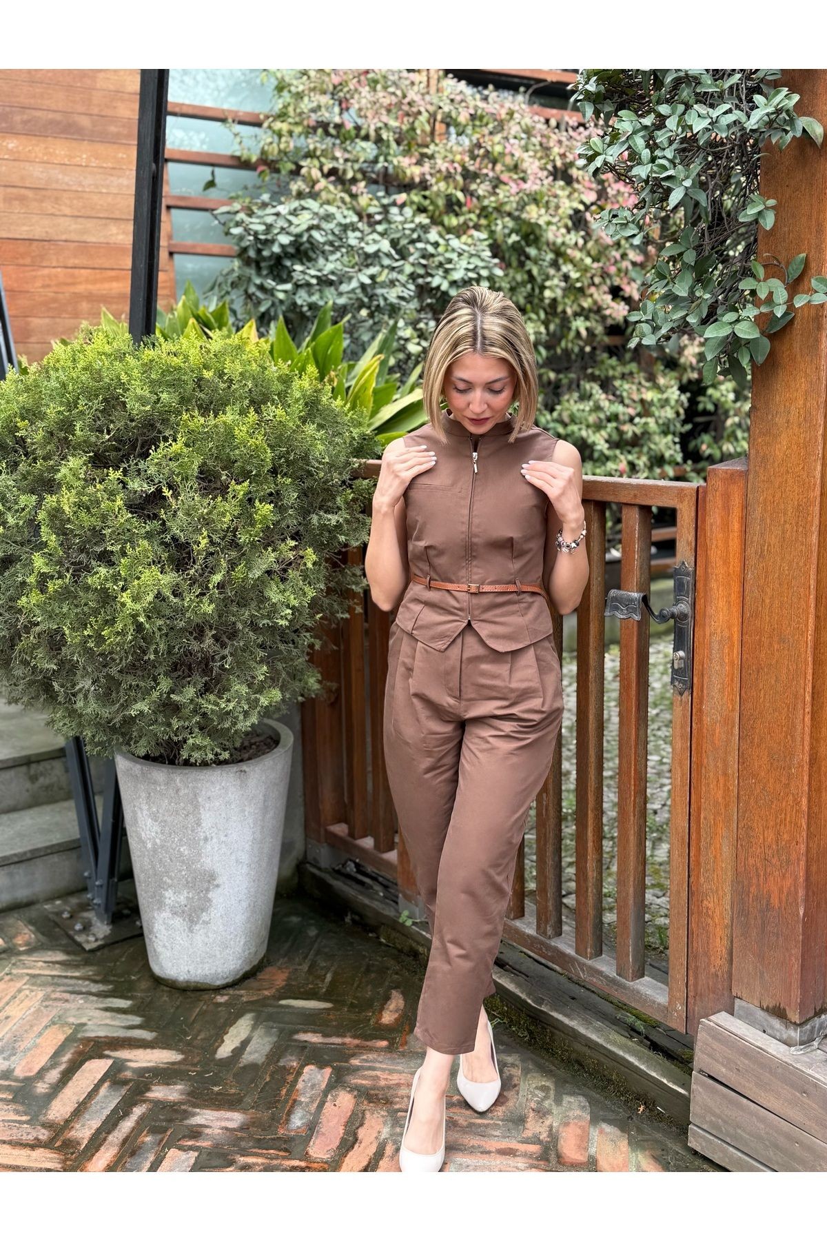 Kemer detaylı yelek pantalon alt üst takım
