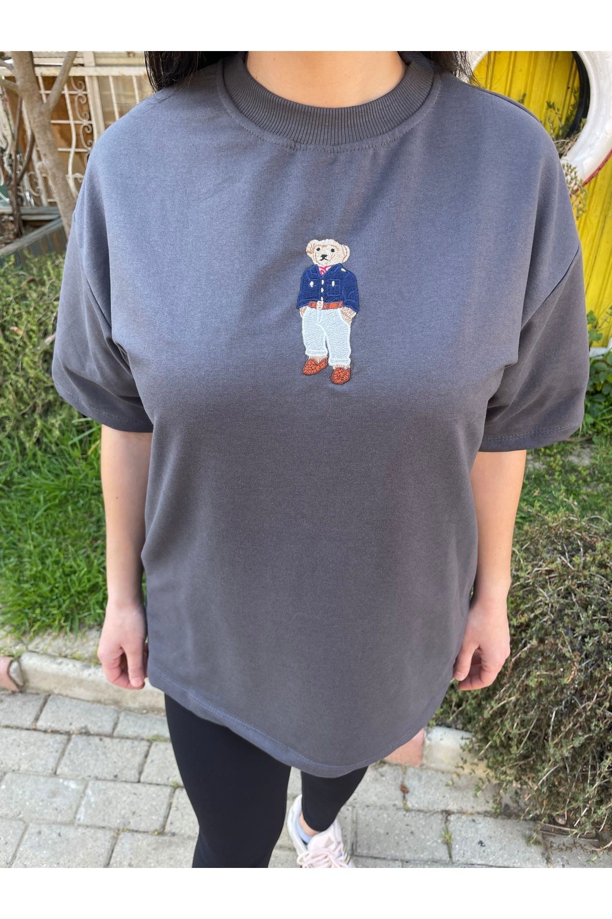 Antrasit Ayıcık Nakışlı Oversize Tshirt
