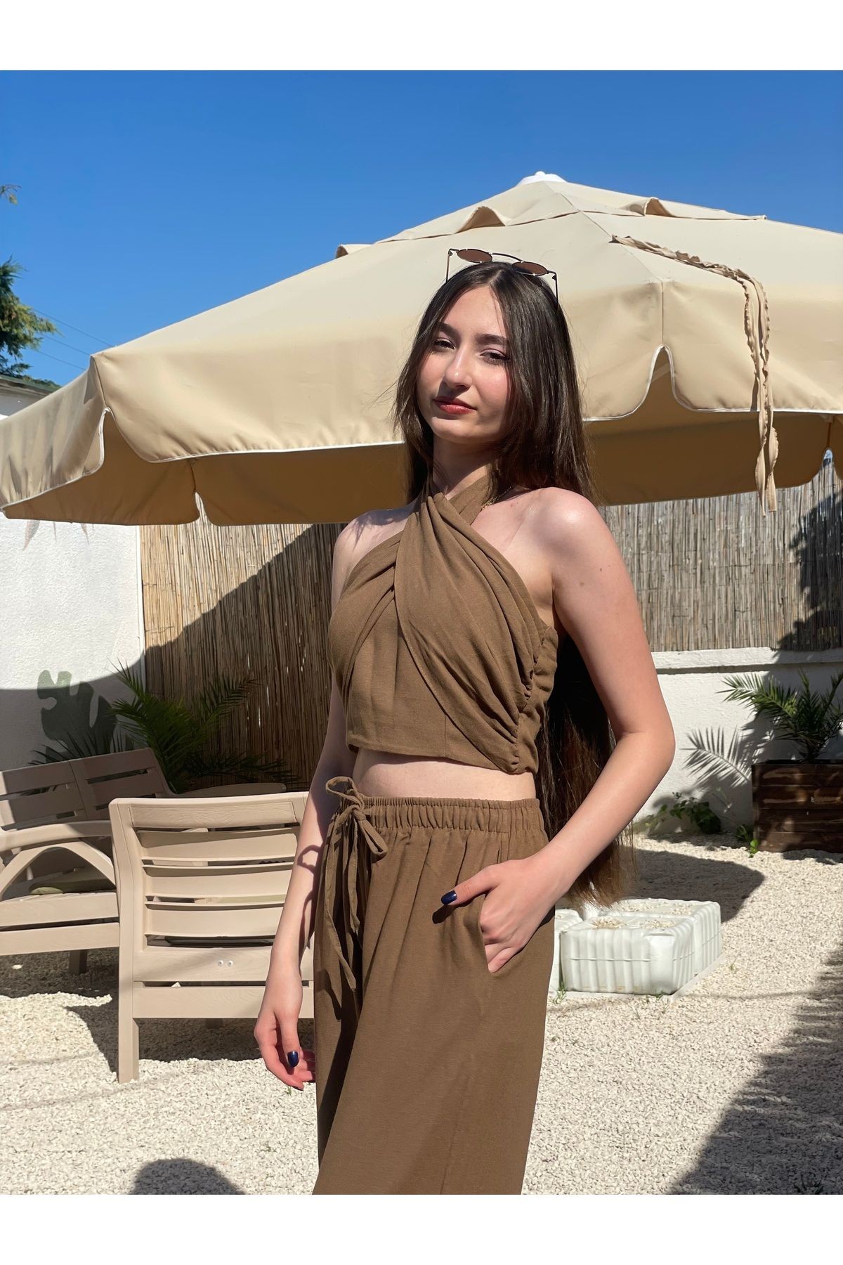 Boyundan bağlamalı keten alt üst takım