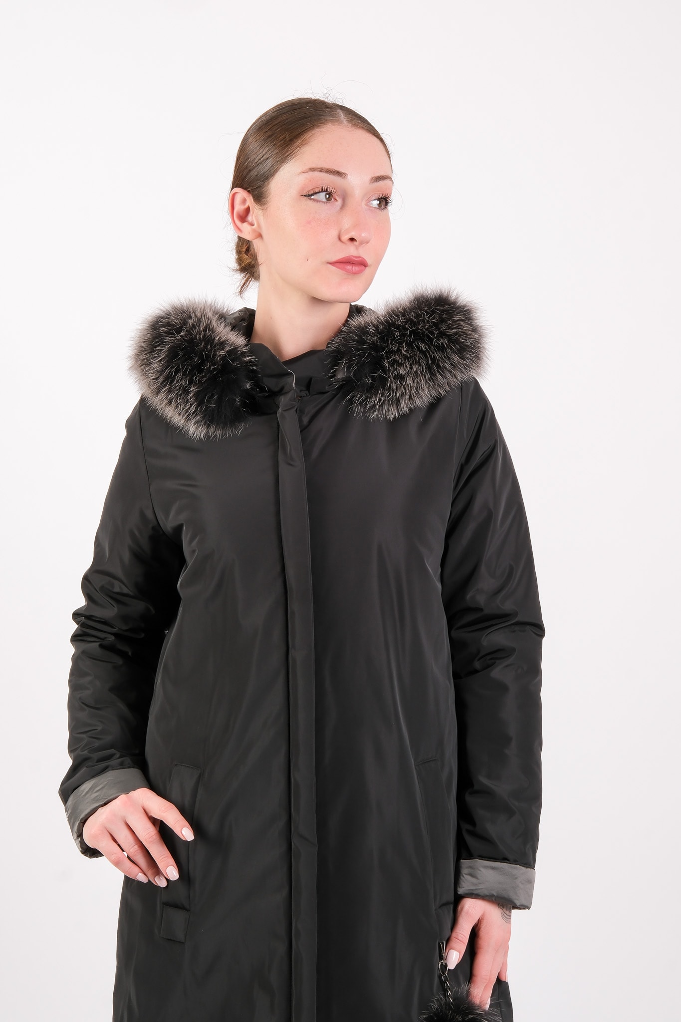 25605 NCL PARKA