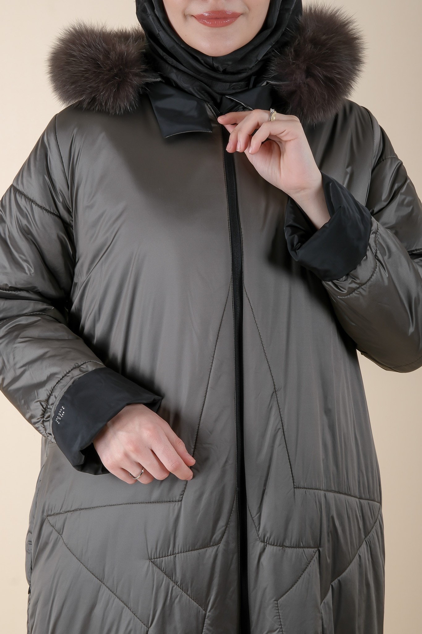 22559 NCL PARKA