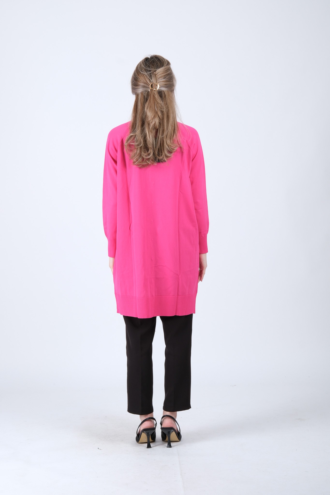 305 NUSS HIRKA
