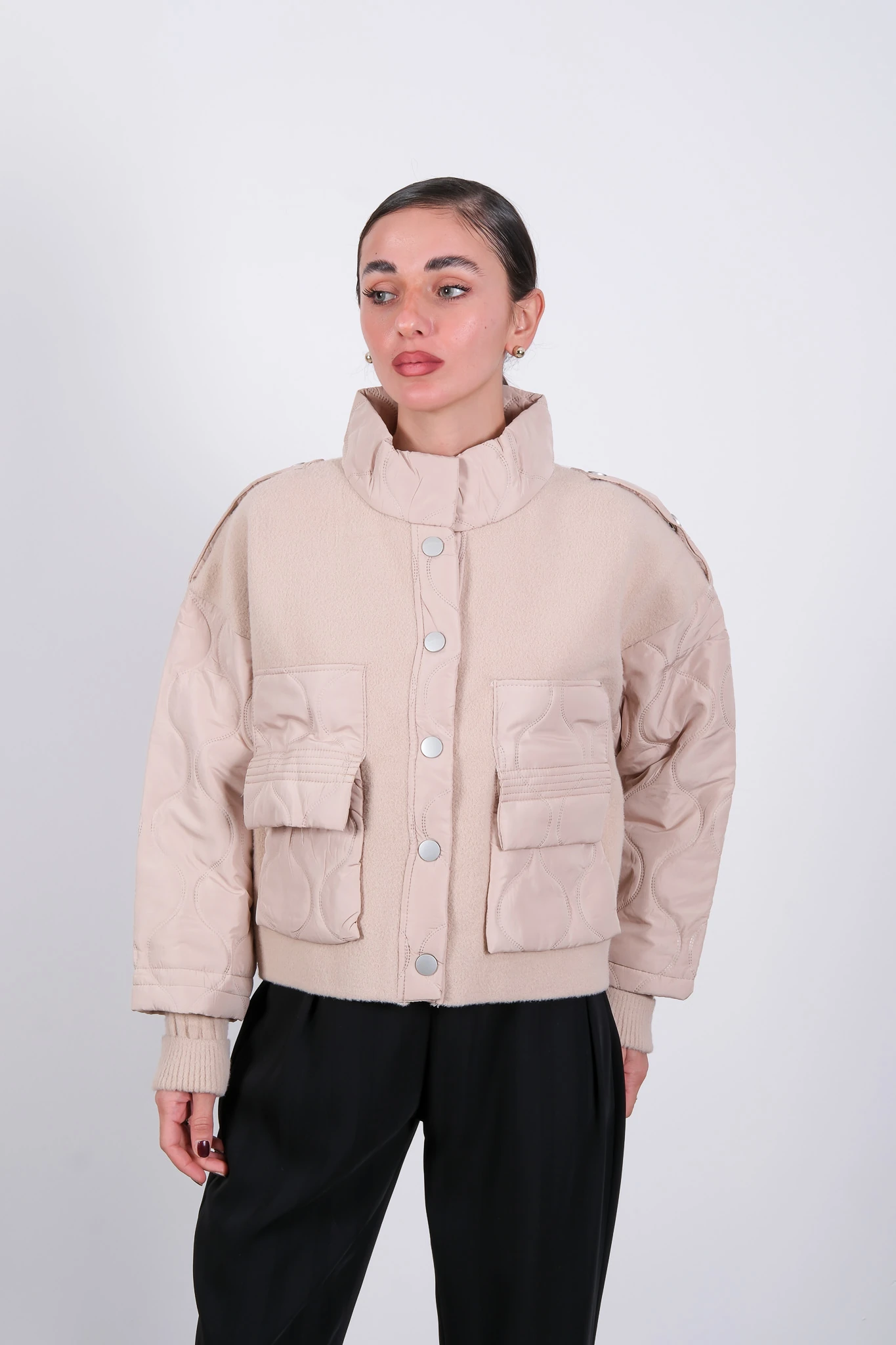 60711 ON TRİKO MONT