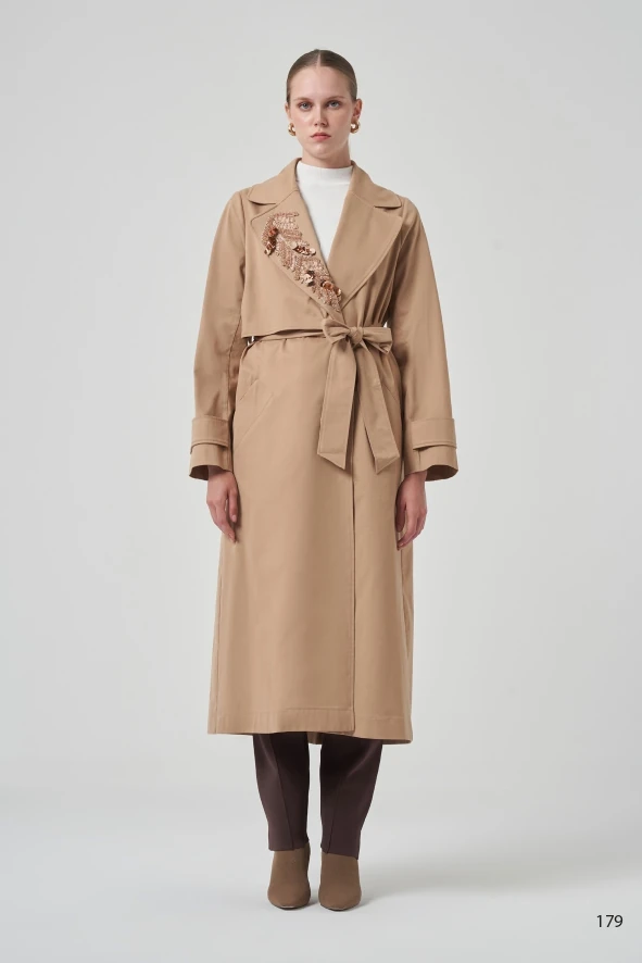6011 NUSS TRENCH - Camel