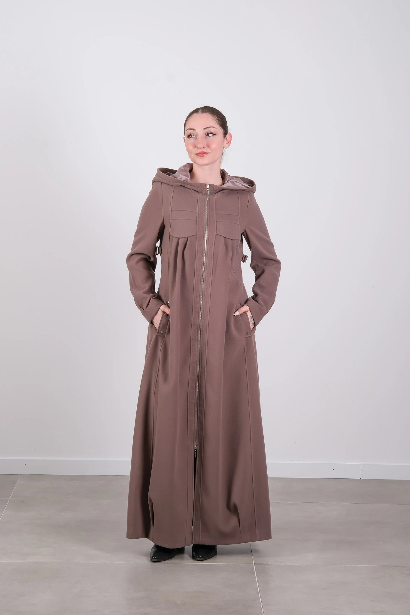 W-23-886 MASSİMO DONNA KABAN