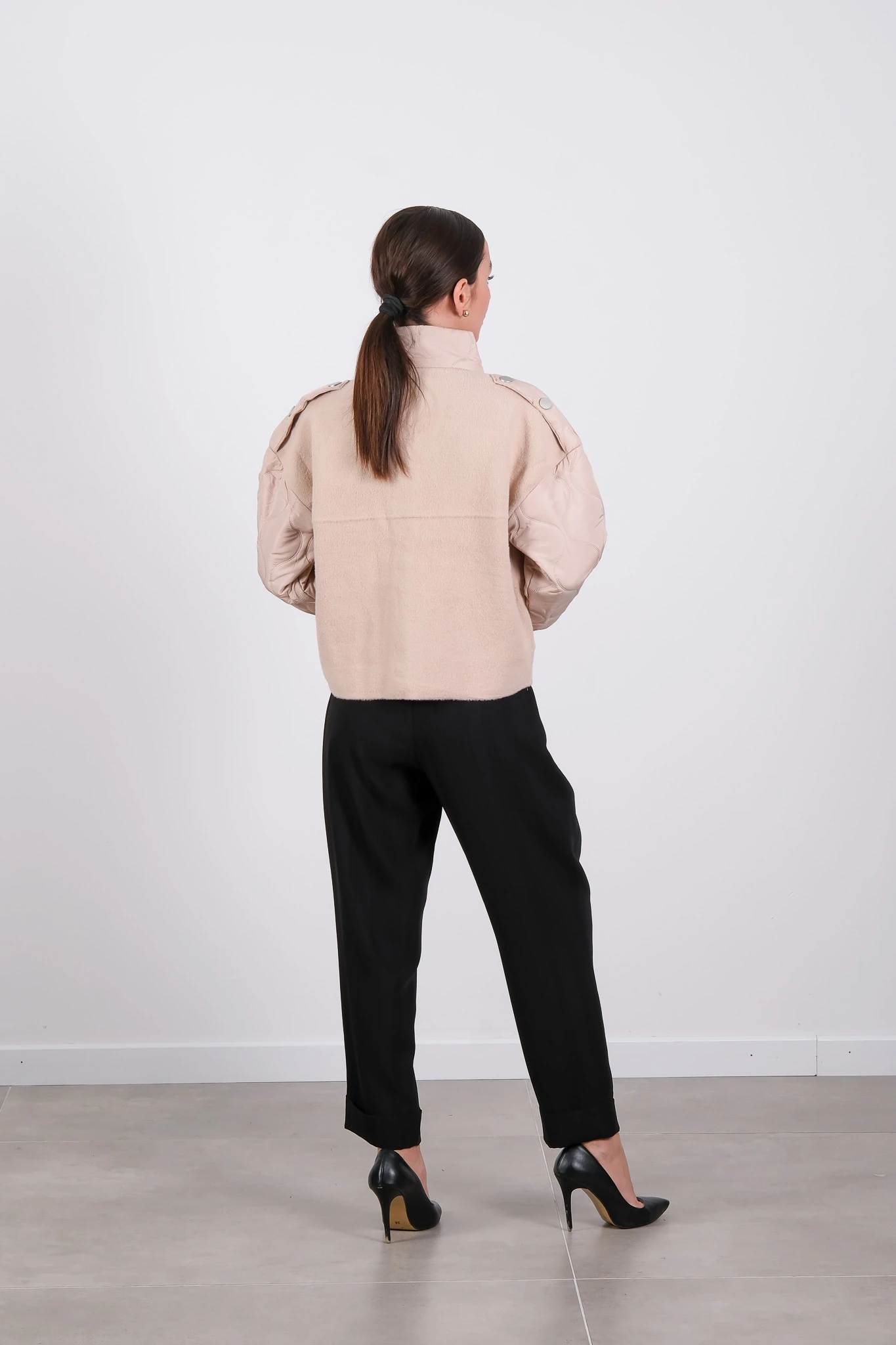 60711 ON TRİKO MONT