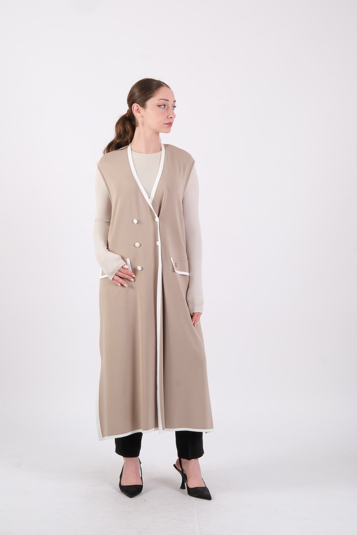 1003 MISS DALIDA VEST - STONE