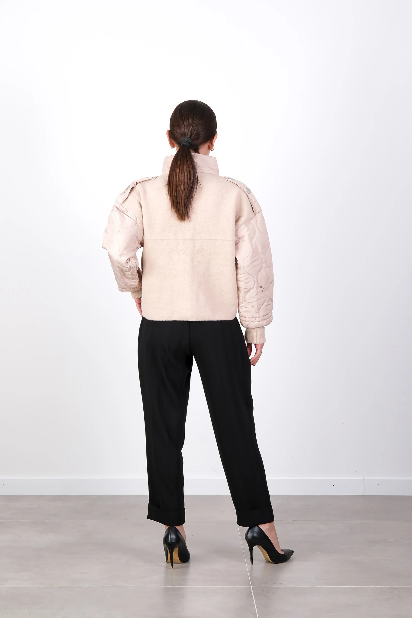 60711 ON TRİKO MONT