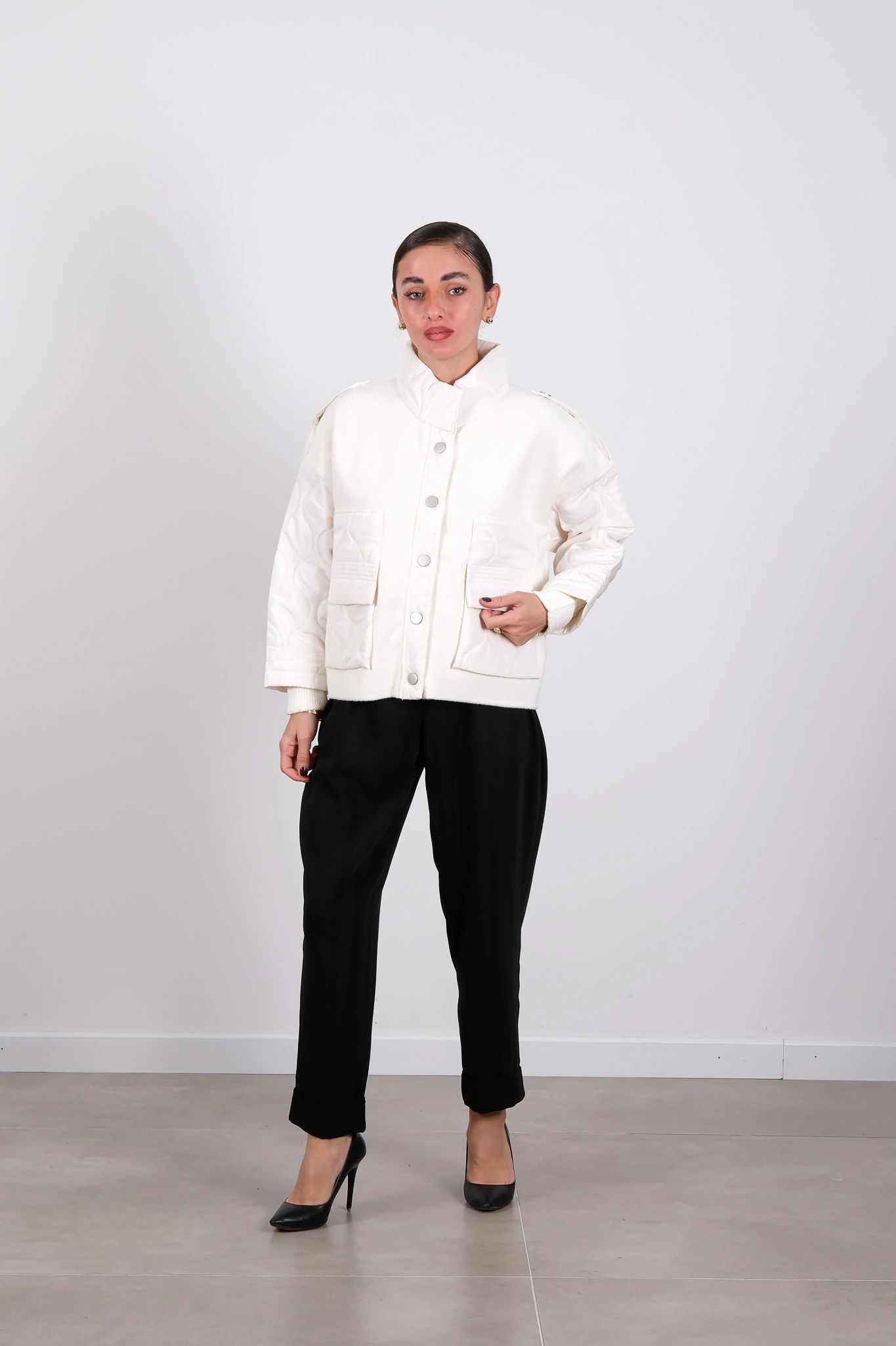 60711 ON TRİKO MONT - Ekru