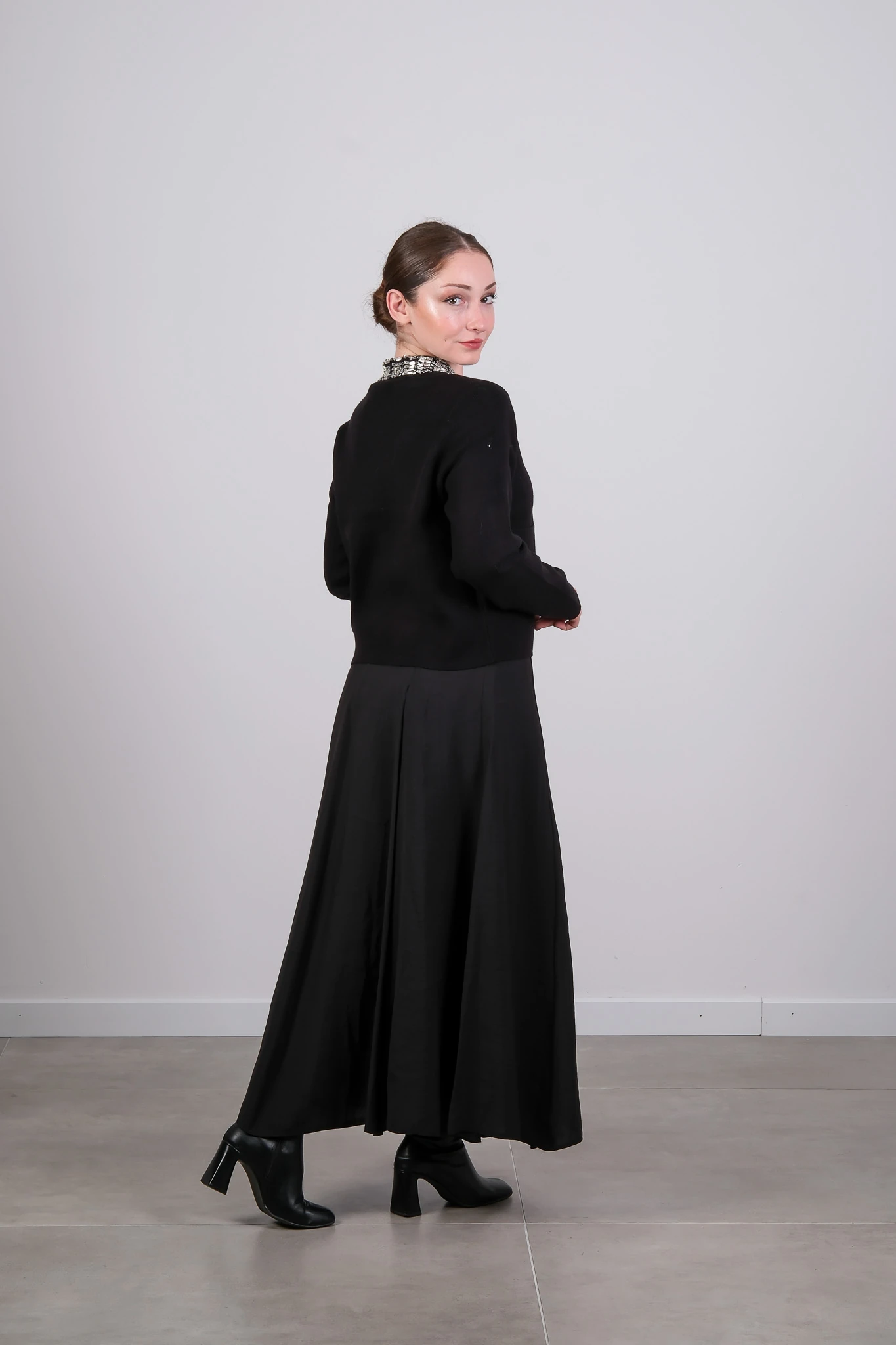 60907 ON TRİKO HIRKA